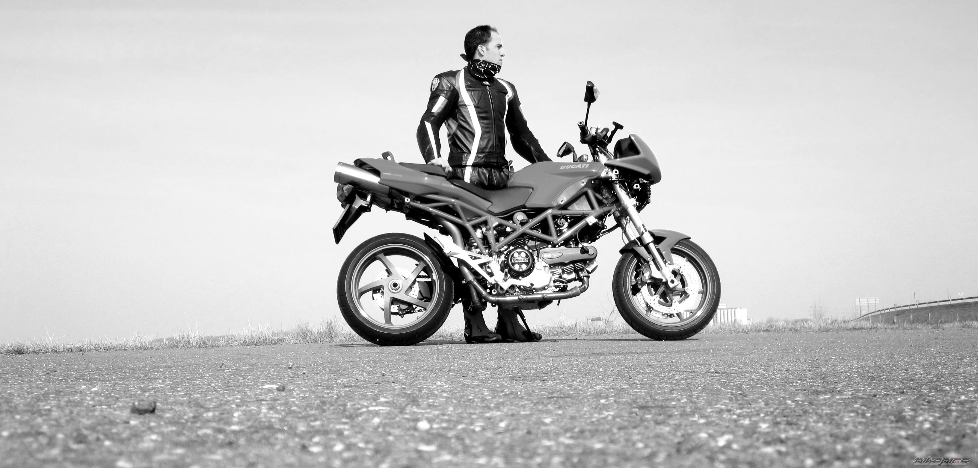 Bike Photo 2370077