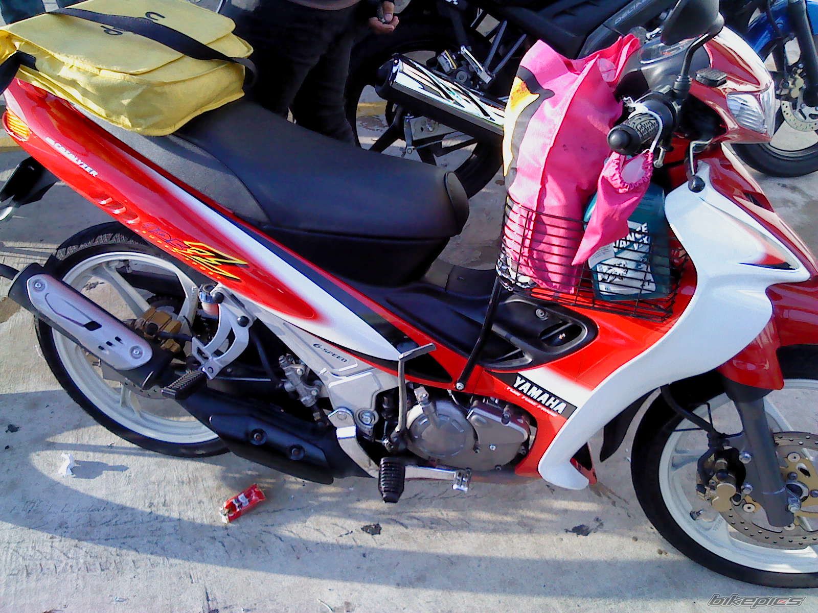 Photo 2370593