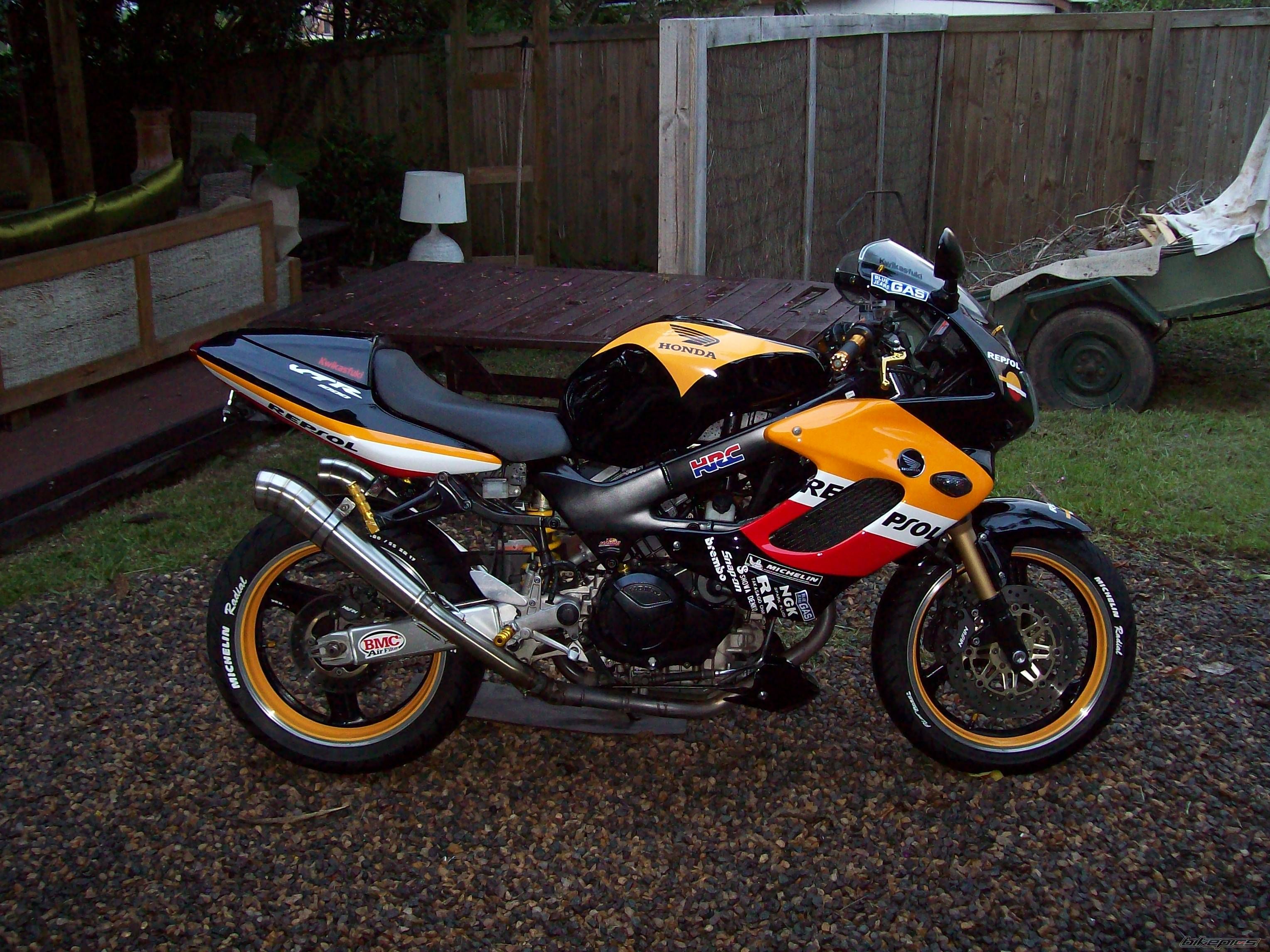 Photo 2371344