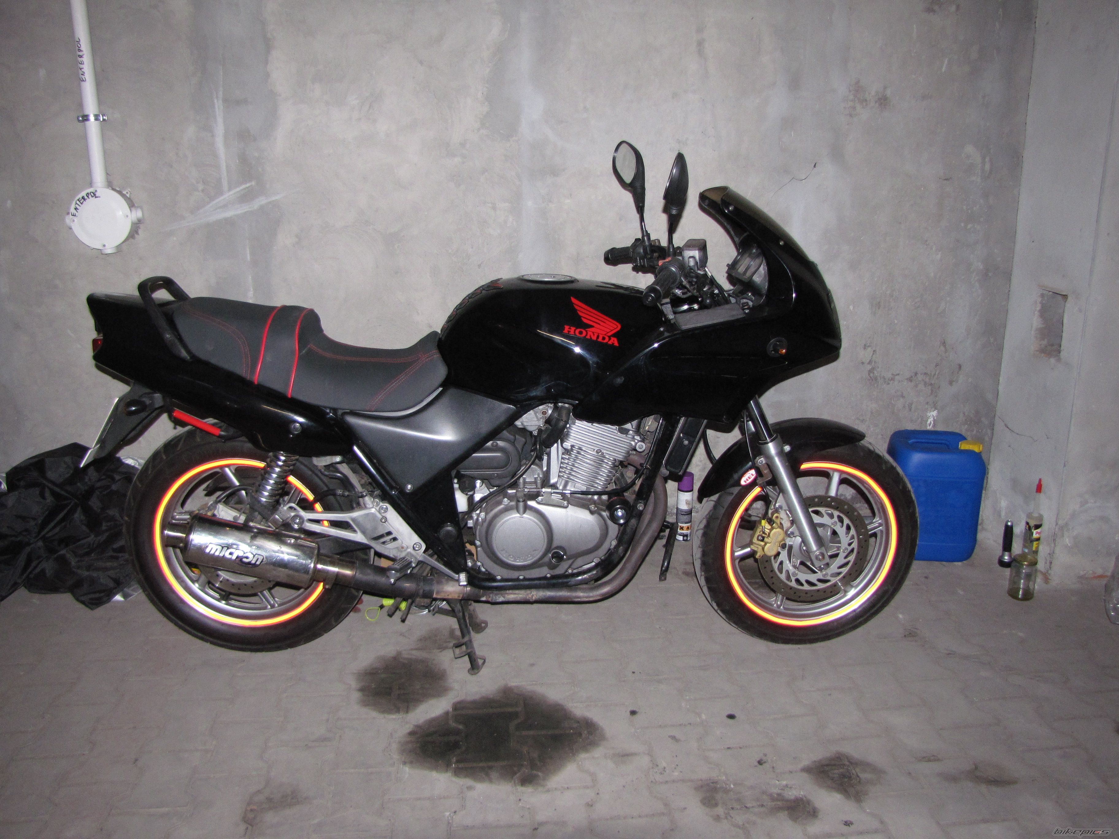 Photo 2371438
