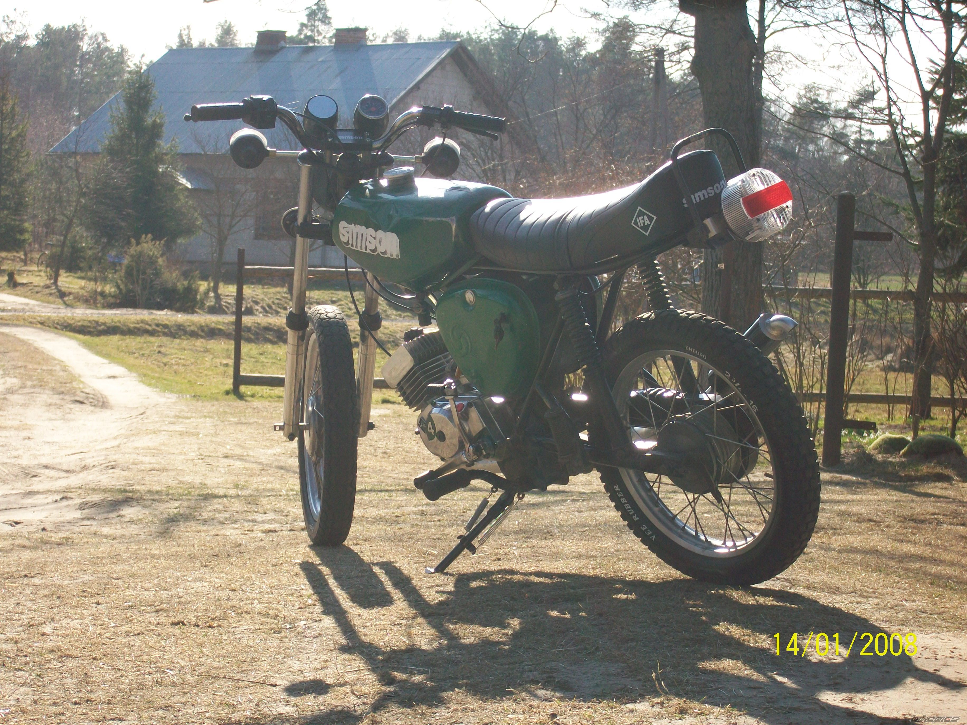 Photo 2371791