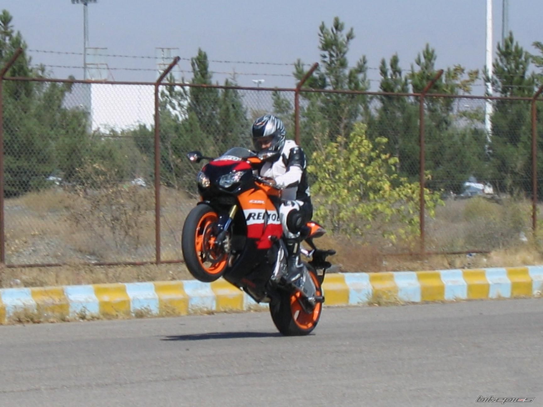Photo 2372381
