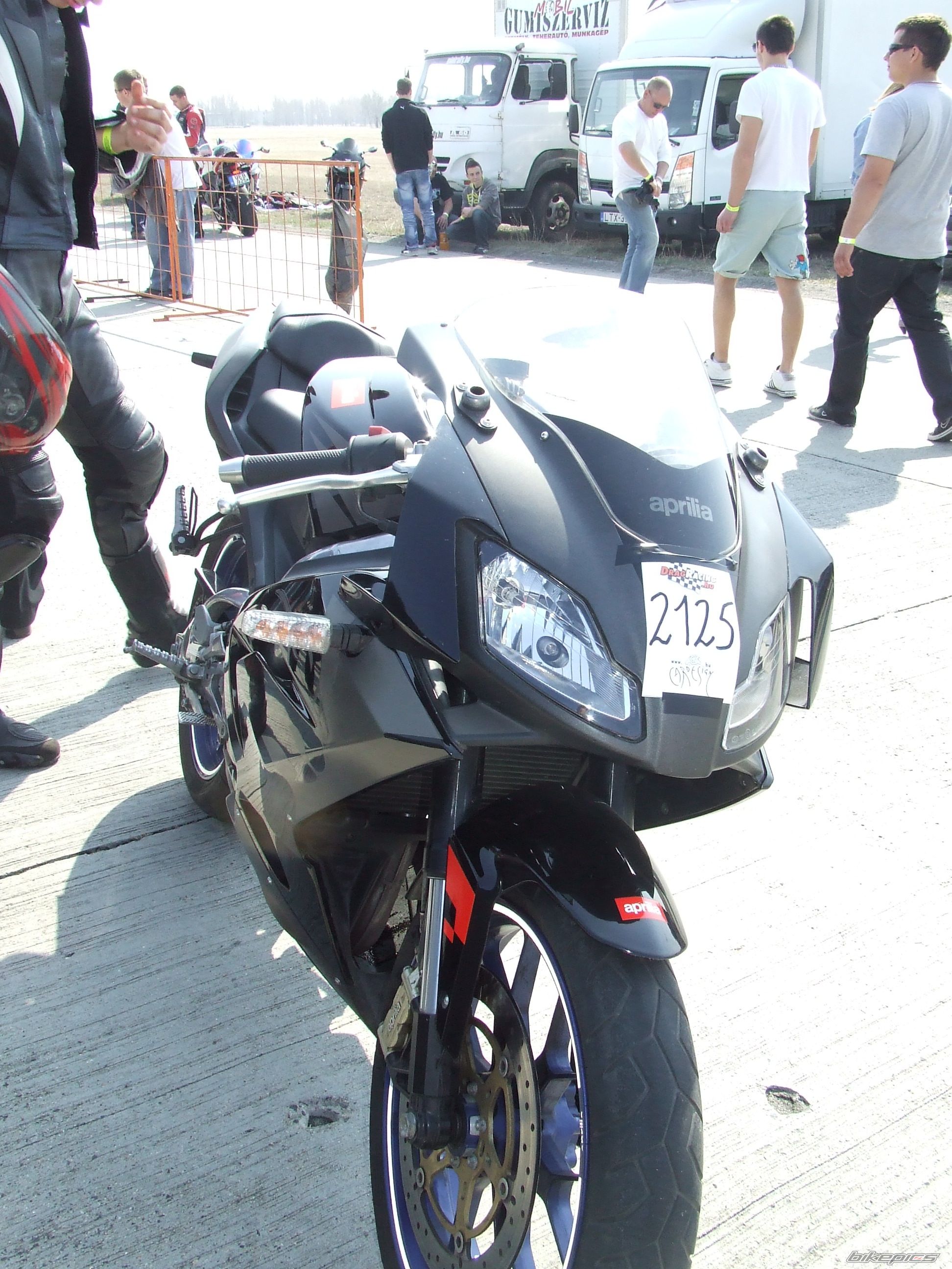 Photo 2372655