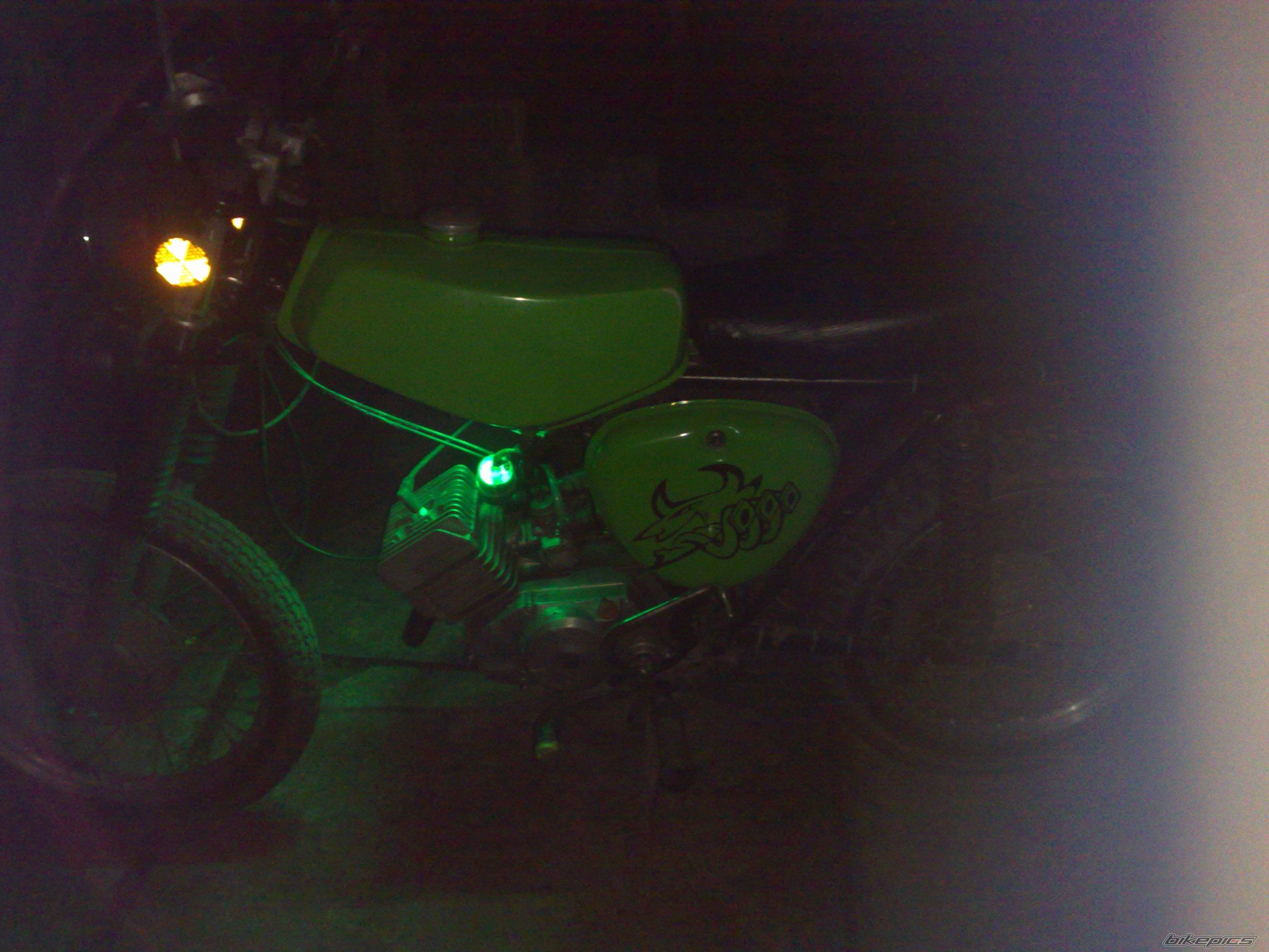 Photo 2372656