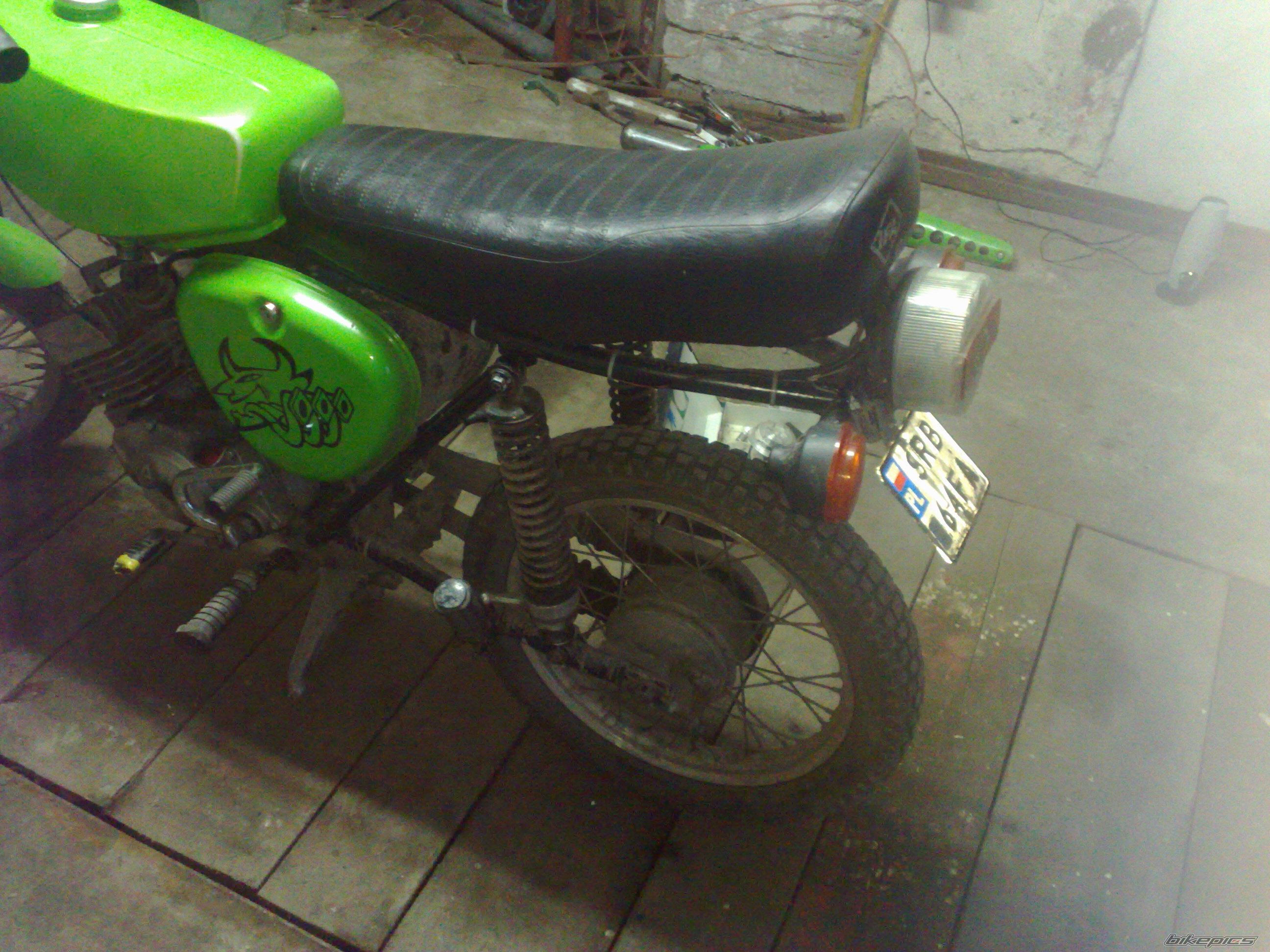 Photo 2372679