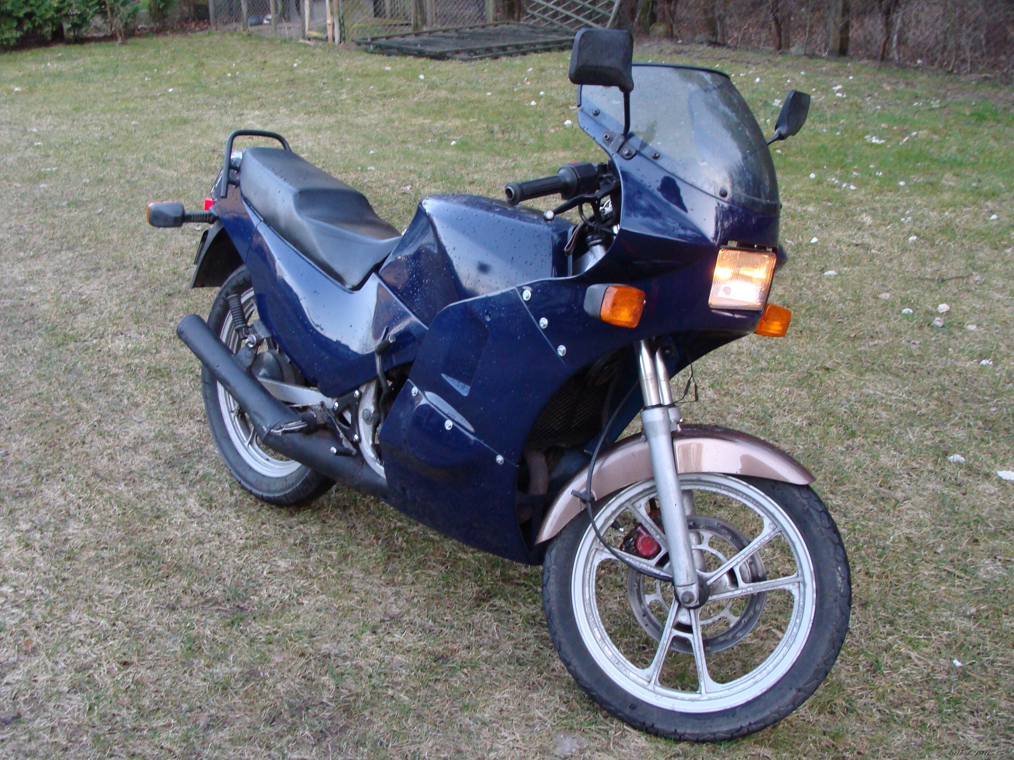 Photo 2372819