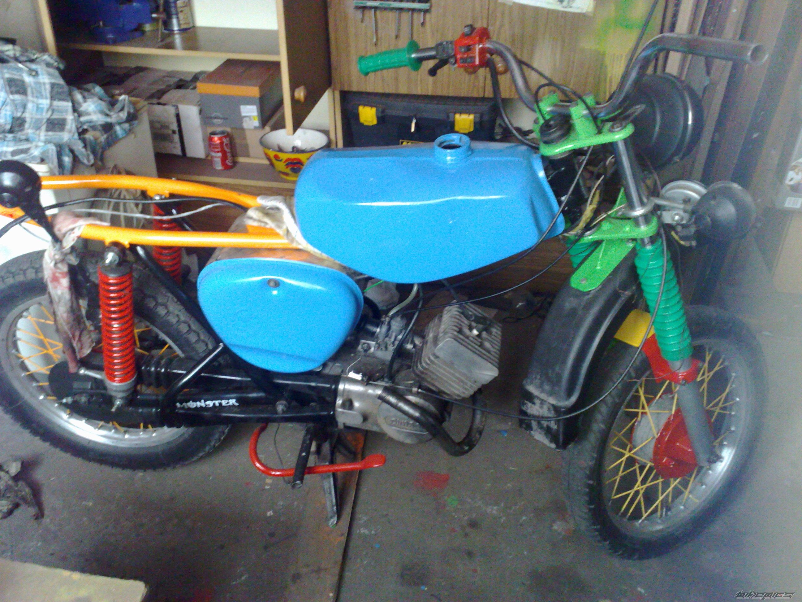 Photo 2372998