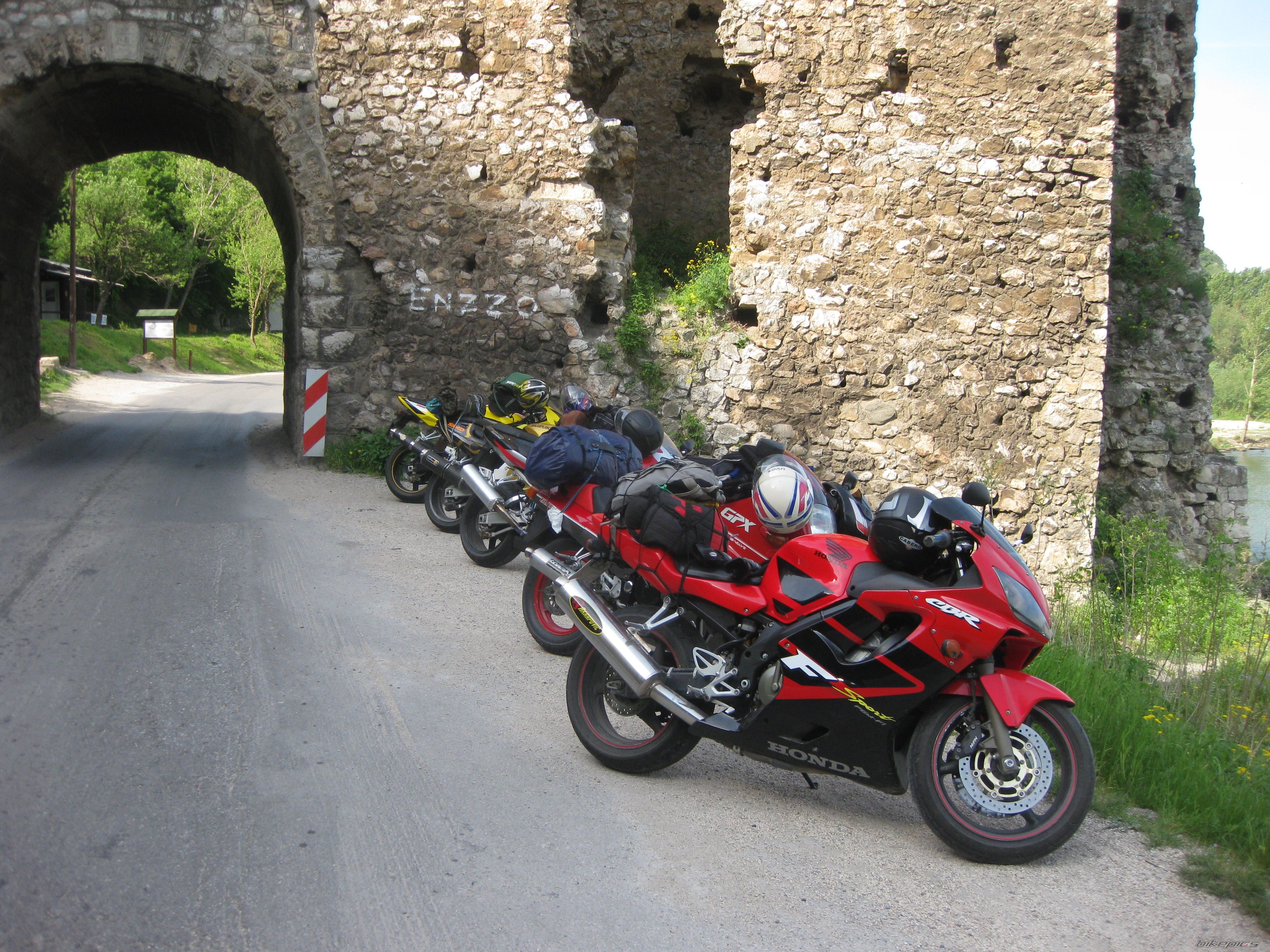Photo 2373490