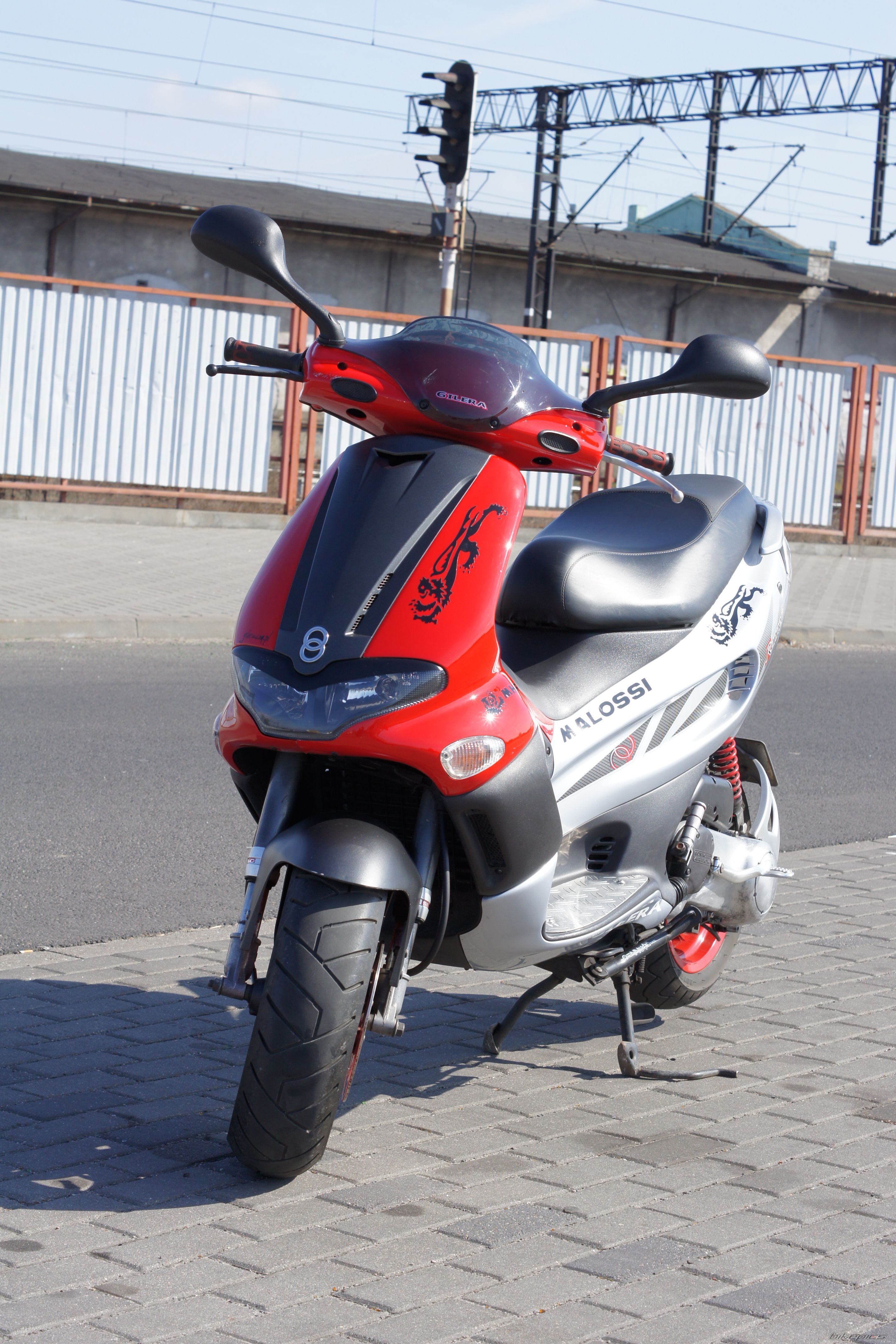 Photo 2373574