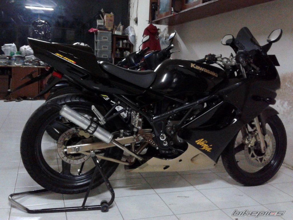 Photo 2373591