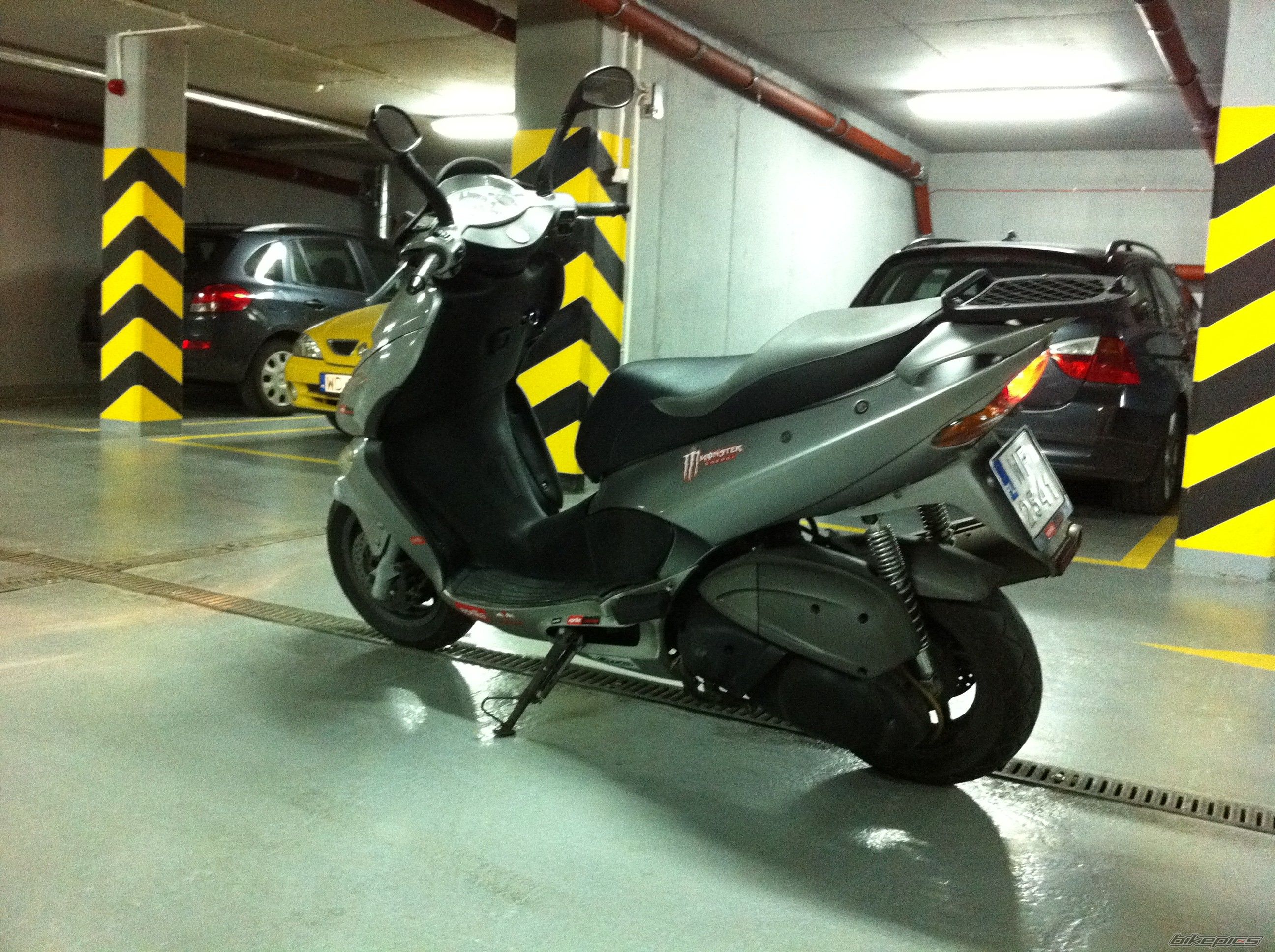 Photo 2373609