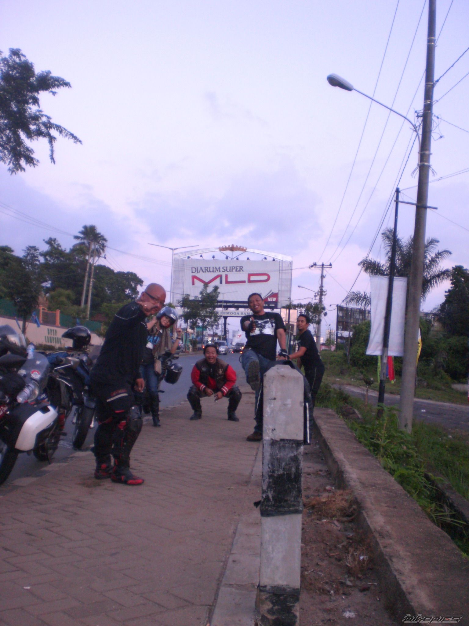 Photo 2373664
