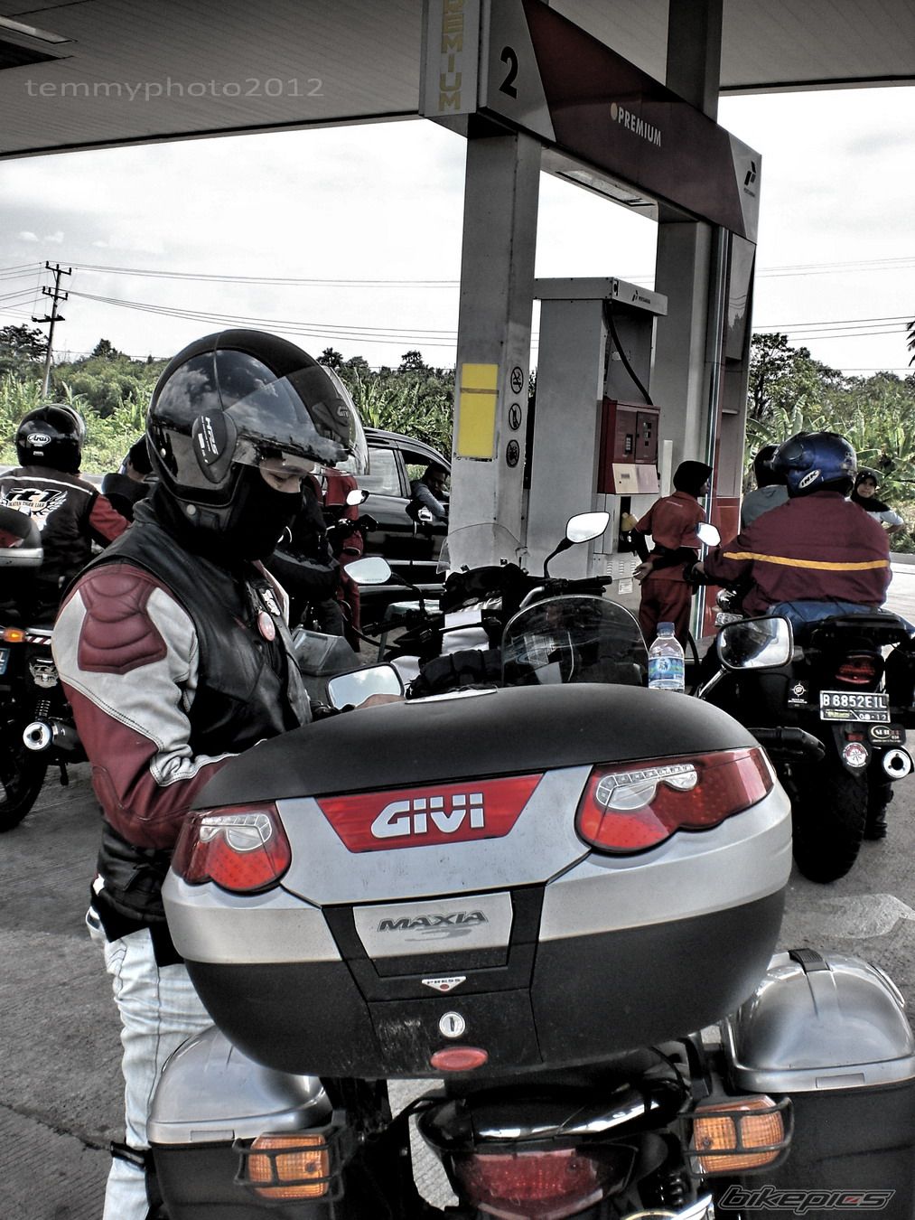 Photo 2373666