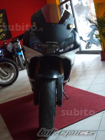Photo 2373738