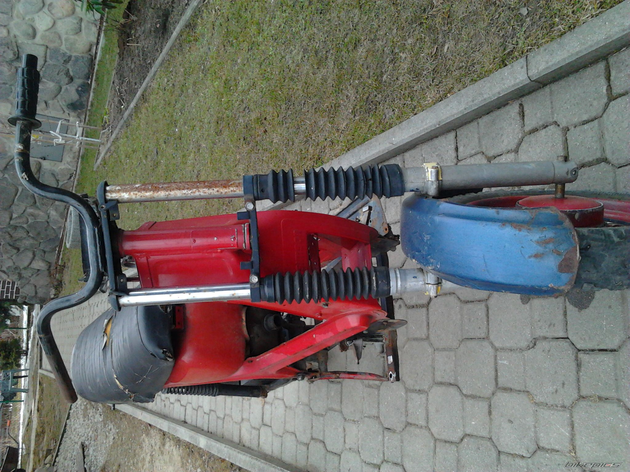 Photo 2373903