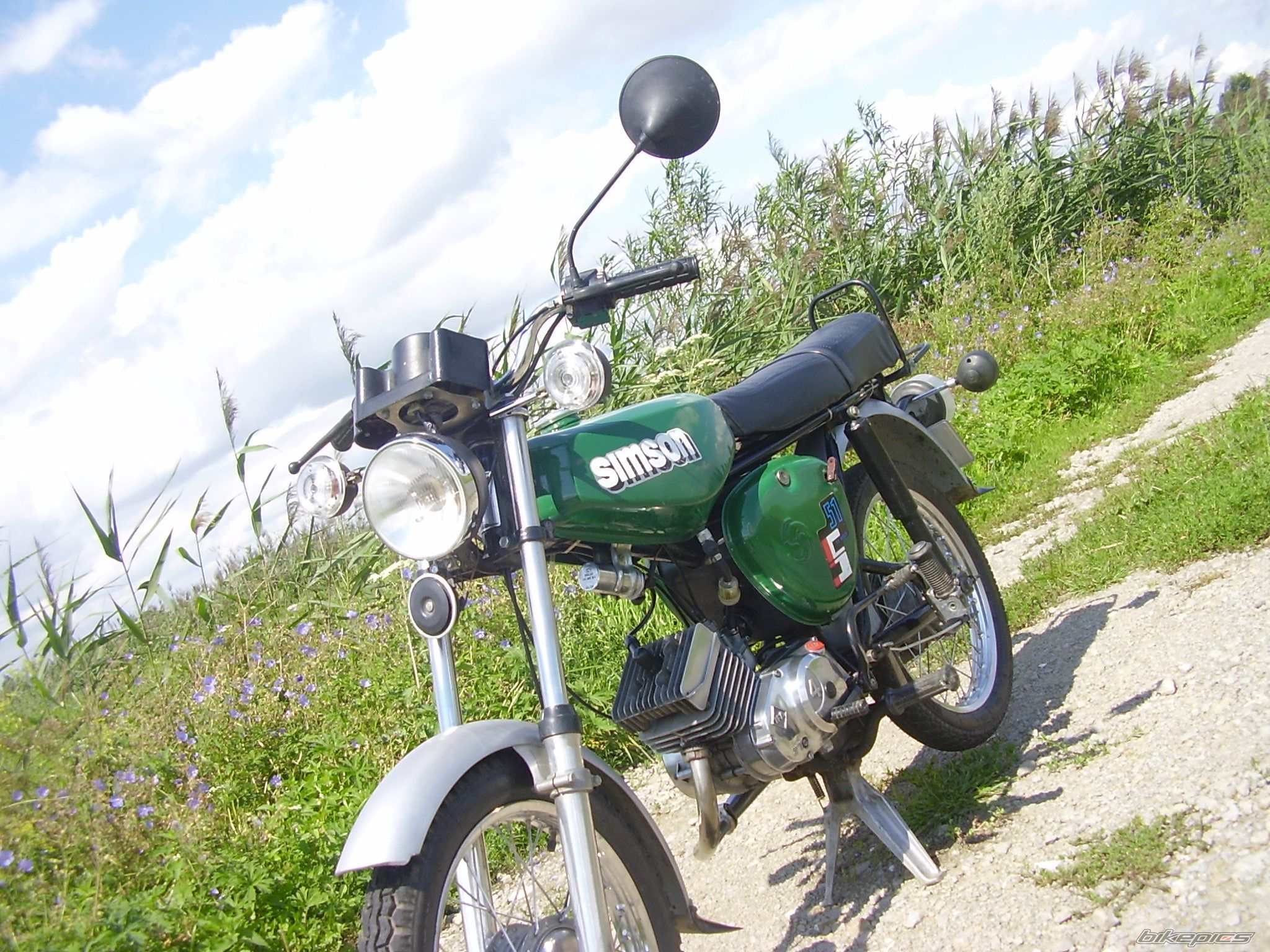 Photo 2373929