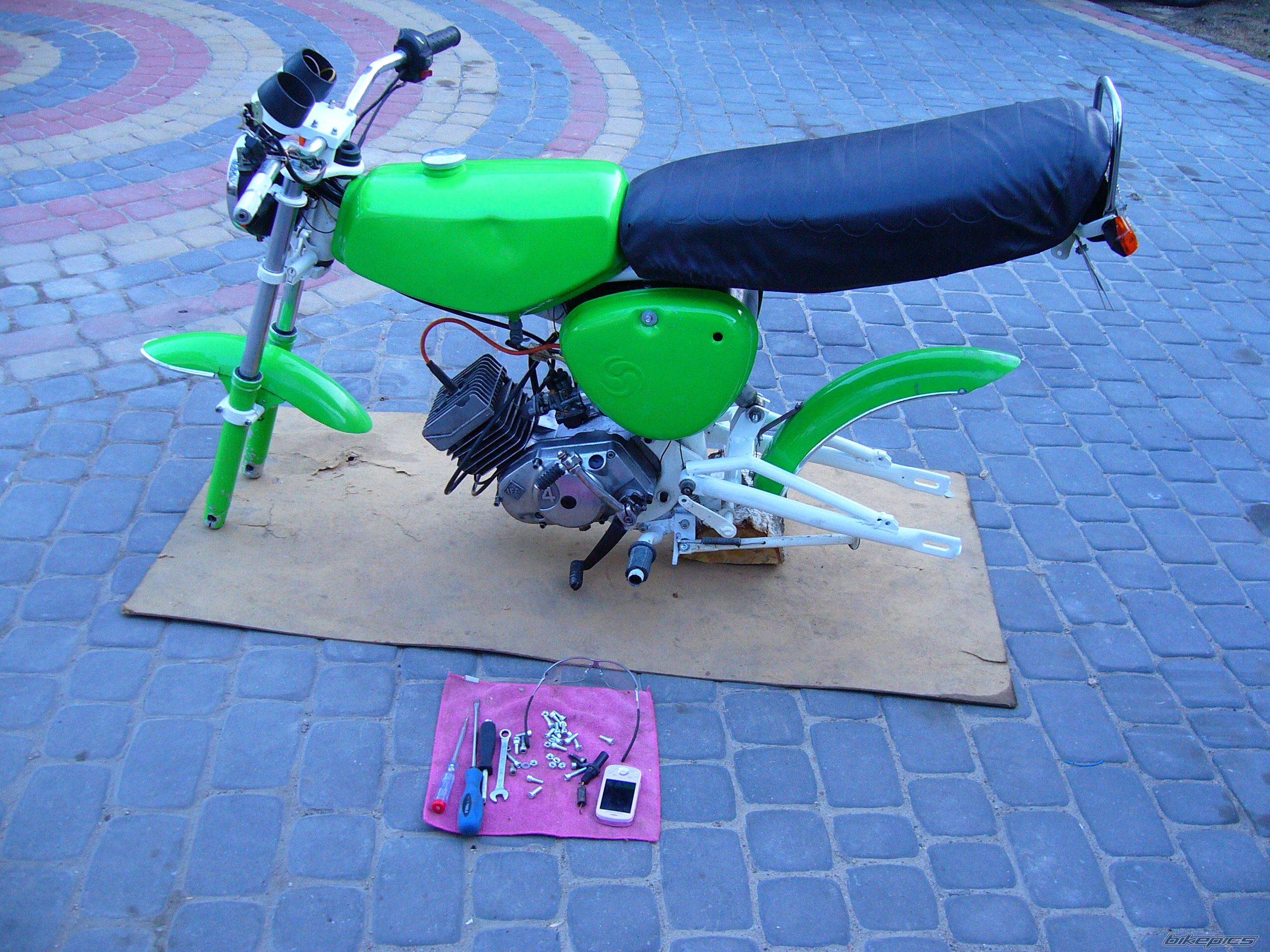 Photo 2373936