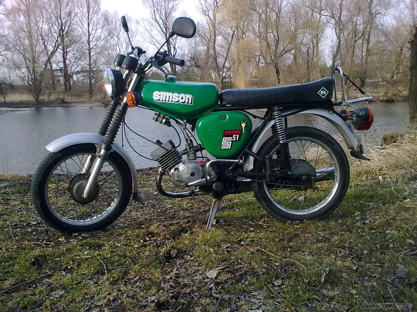 Photo 2373953