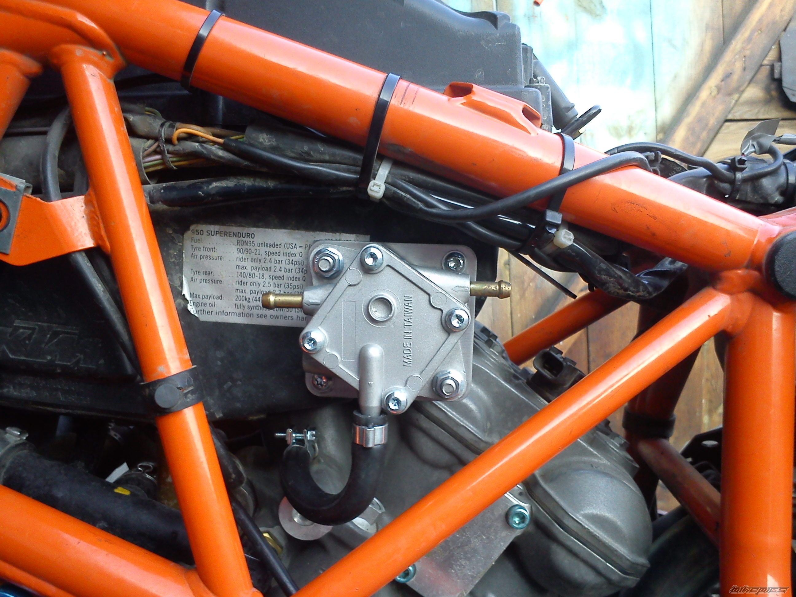 Photo 2374146