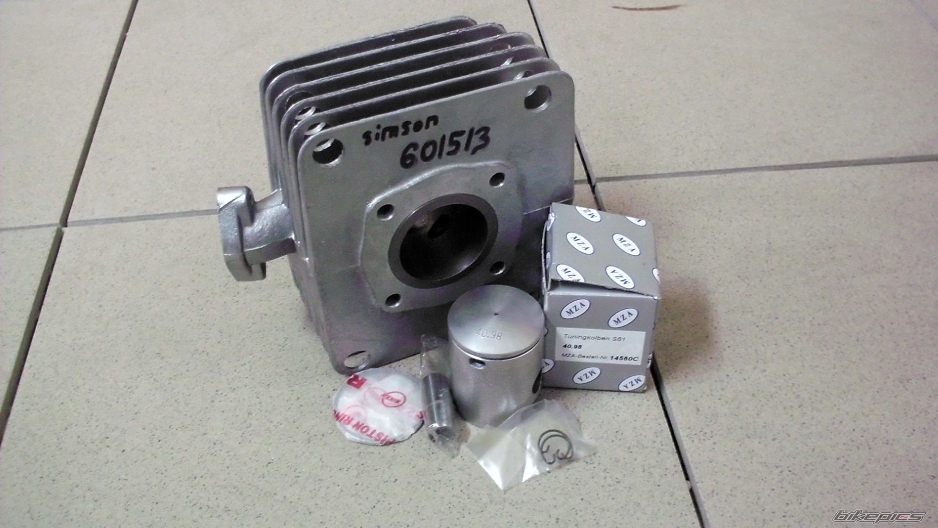 Photo 2374420