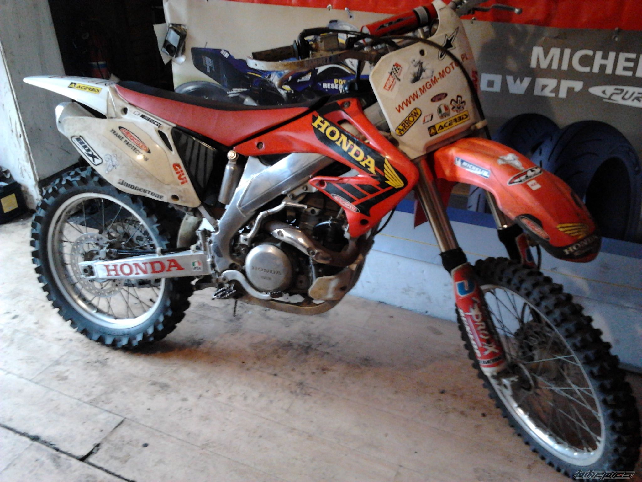 Photo 2374699