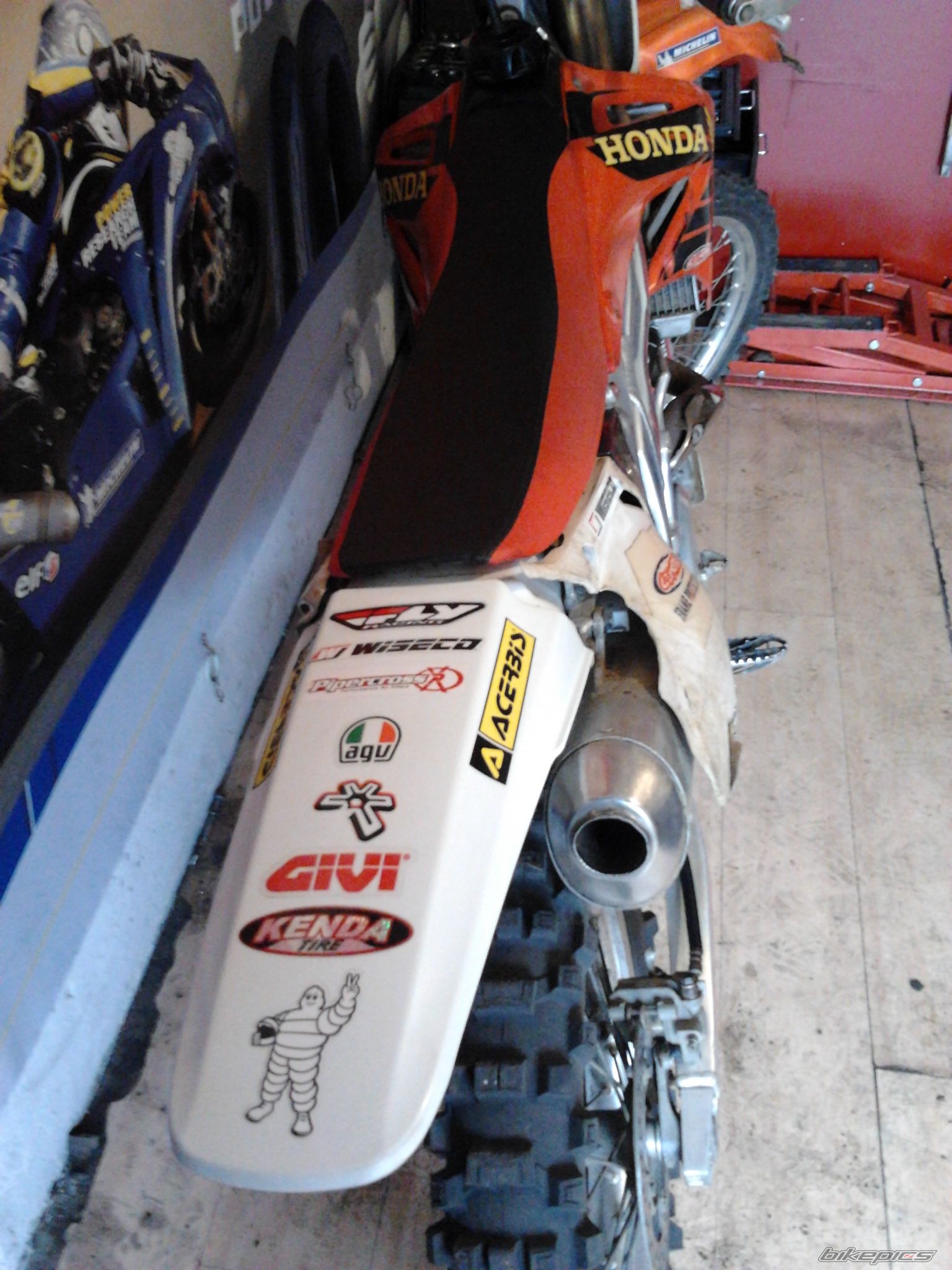 Photo 2374703