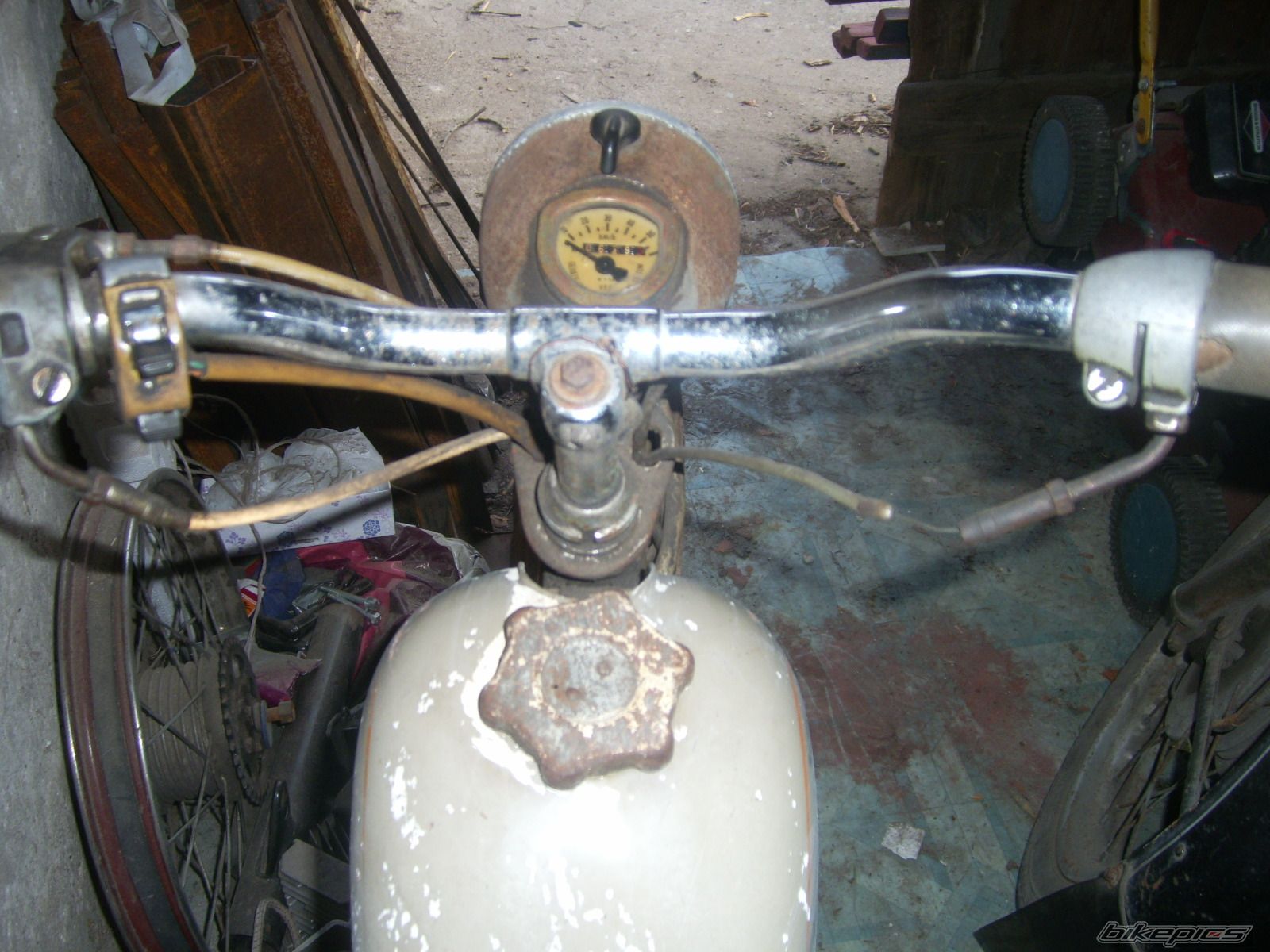 Photo 2374865