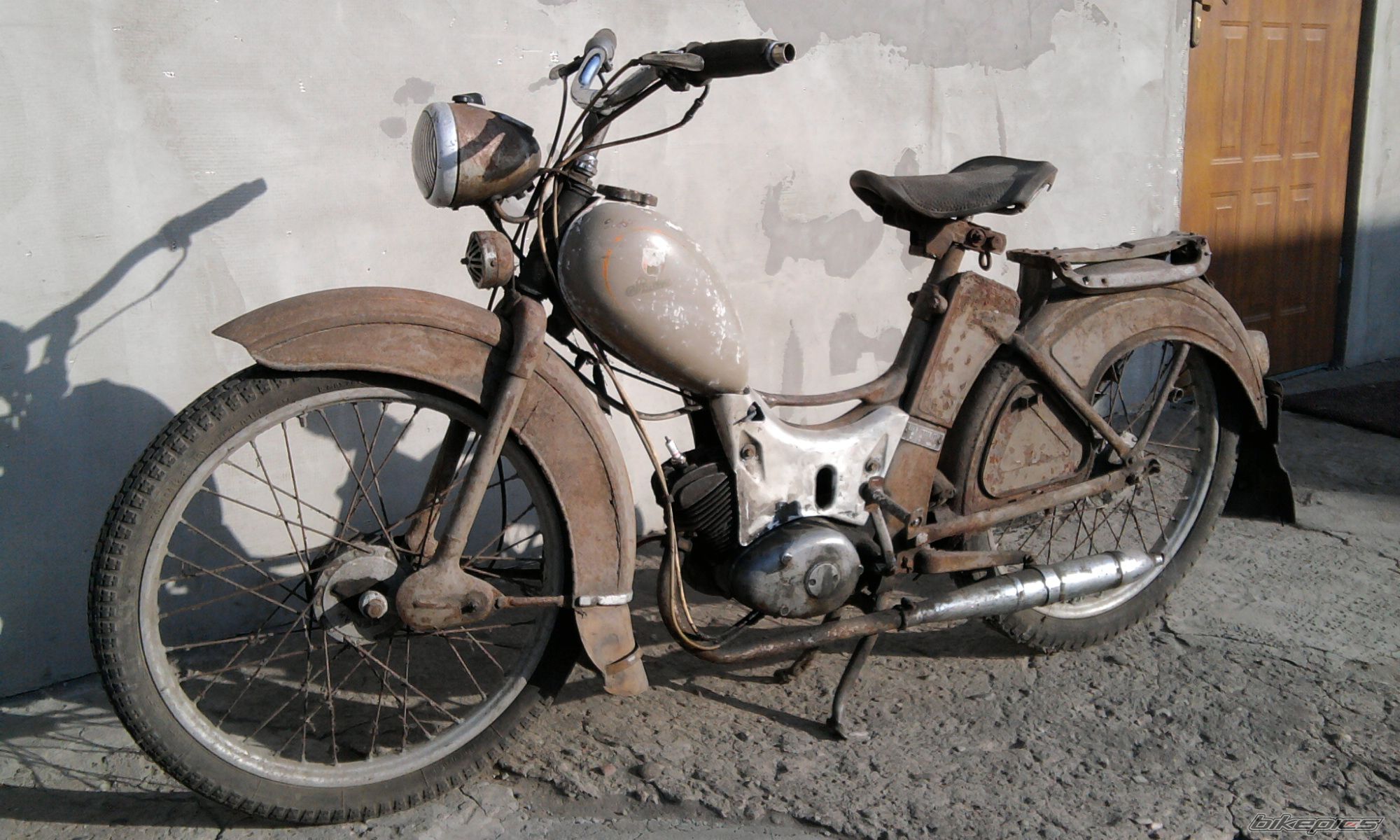 Photo 2374888