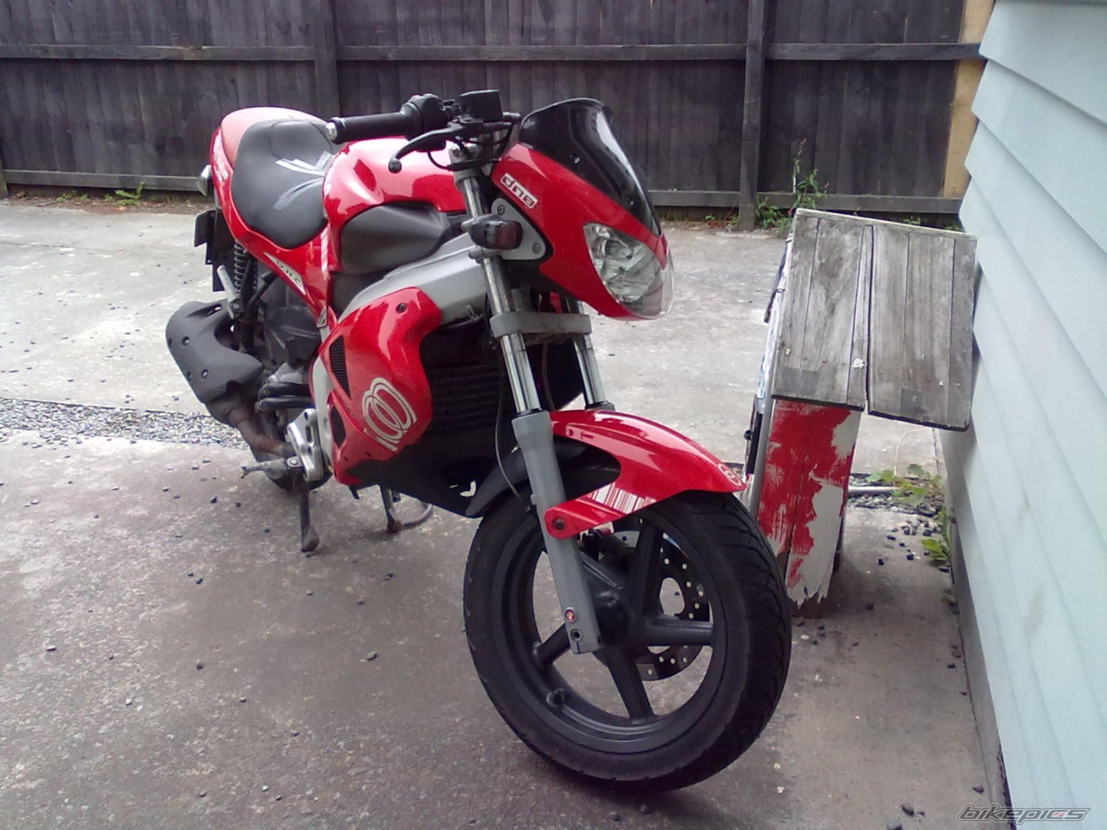 Photo 2375149