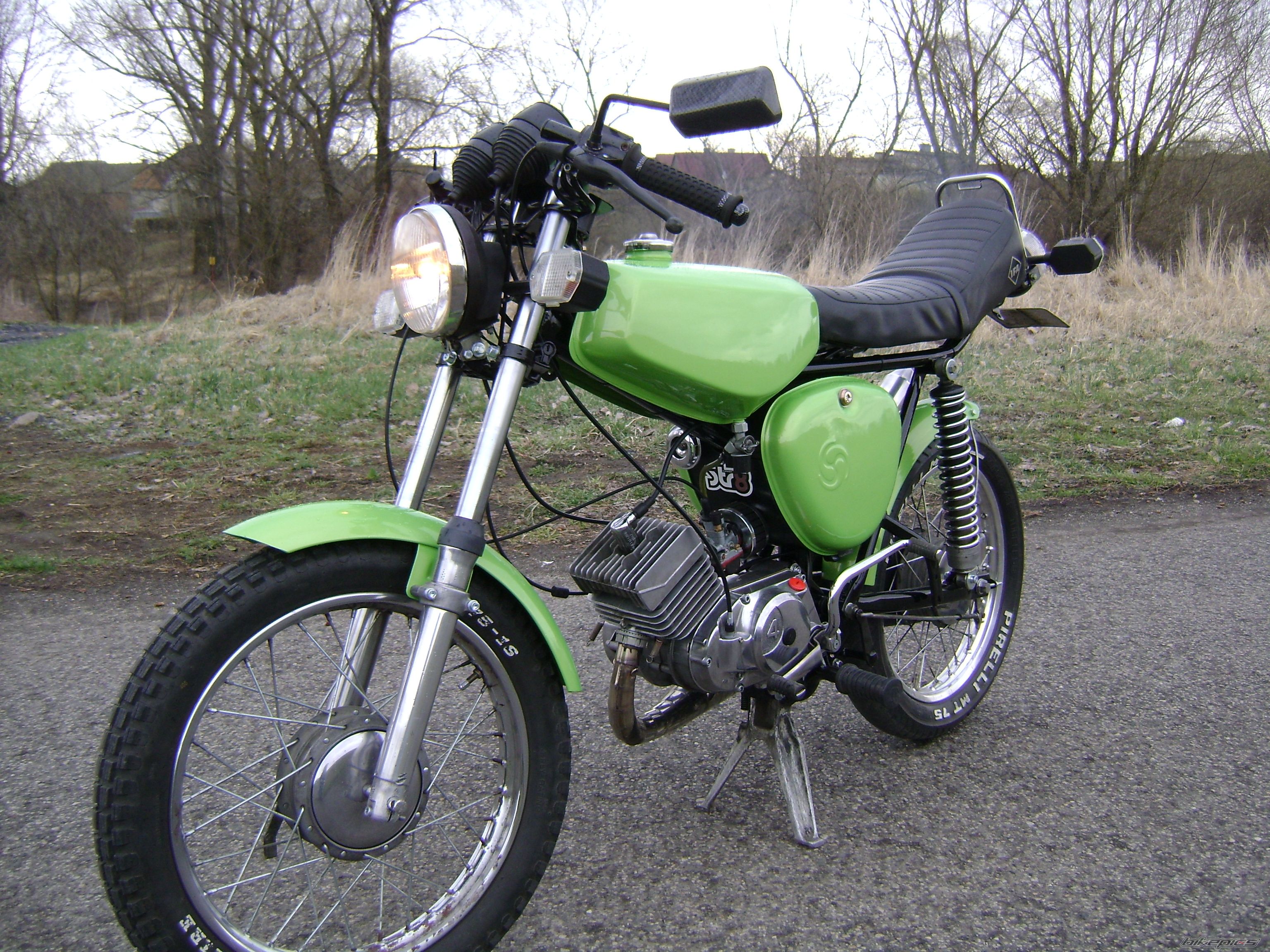 Photo 2375286