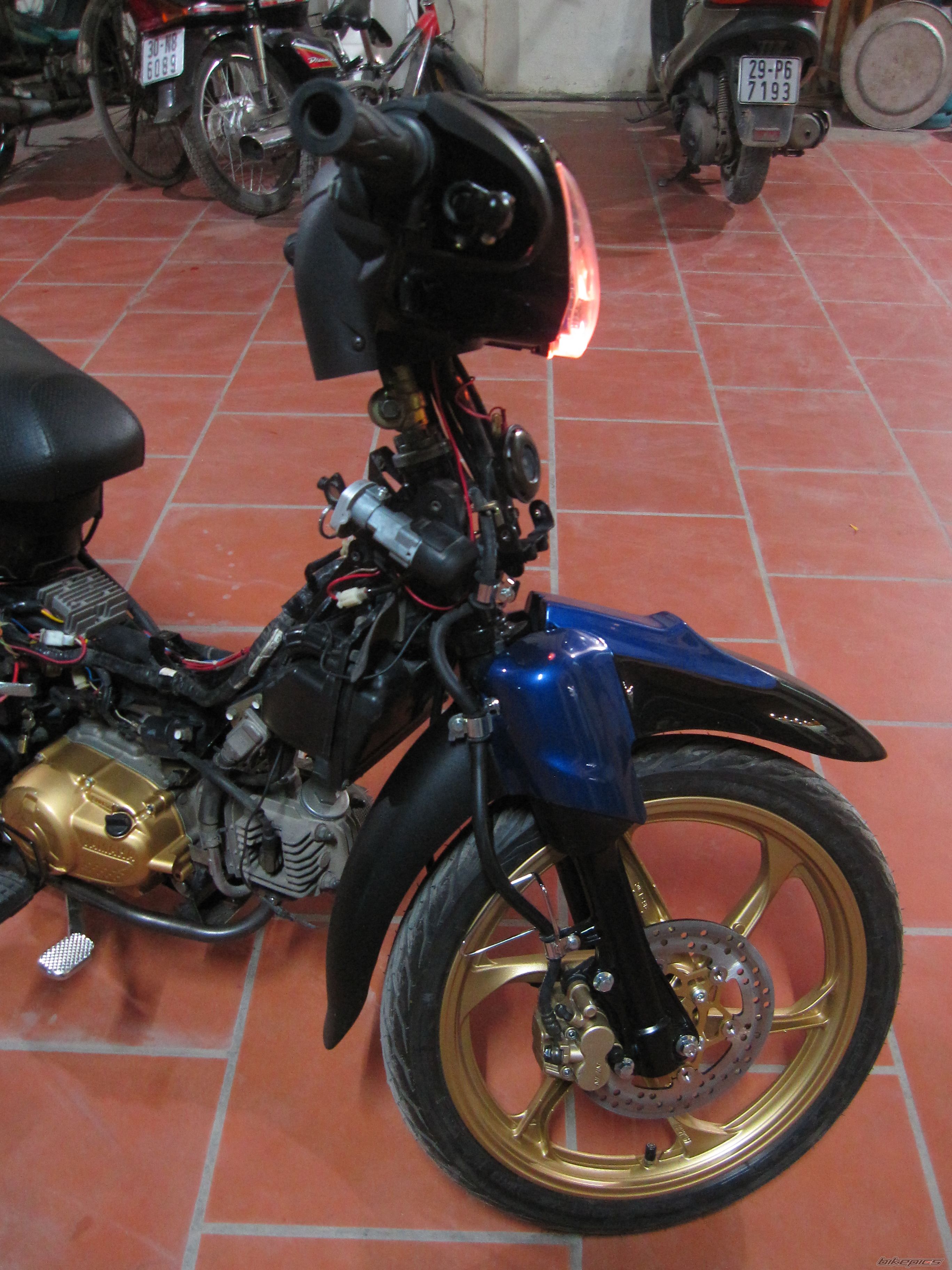 Photo 2375370