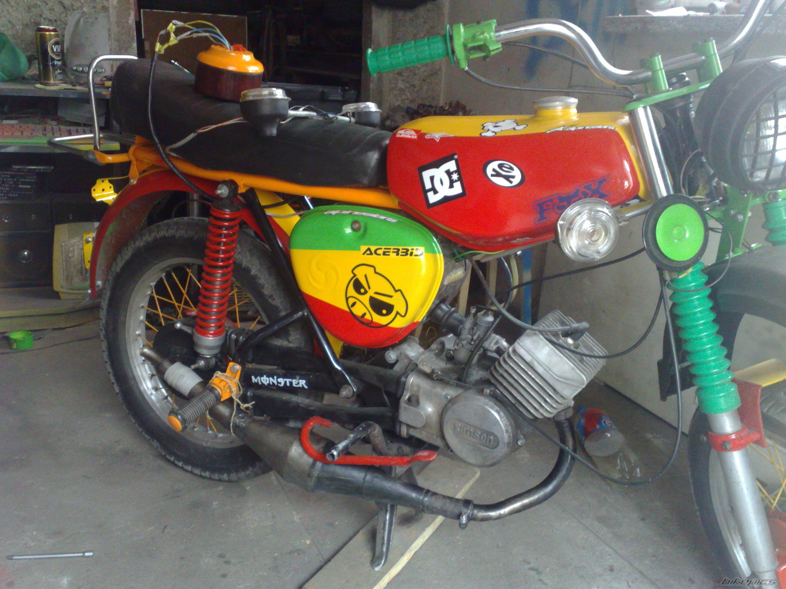 Photo 2375544
