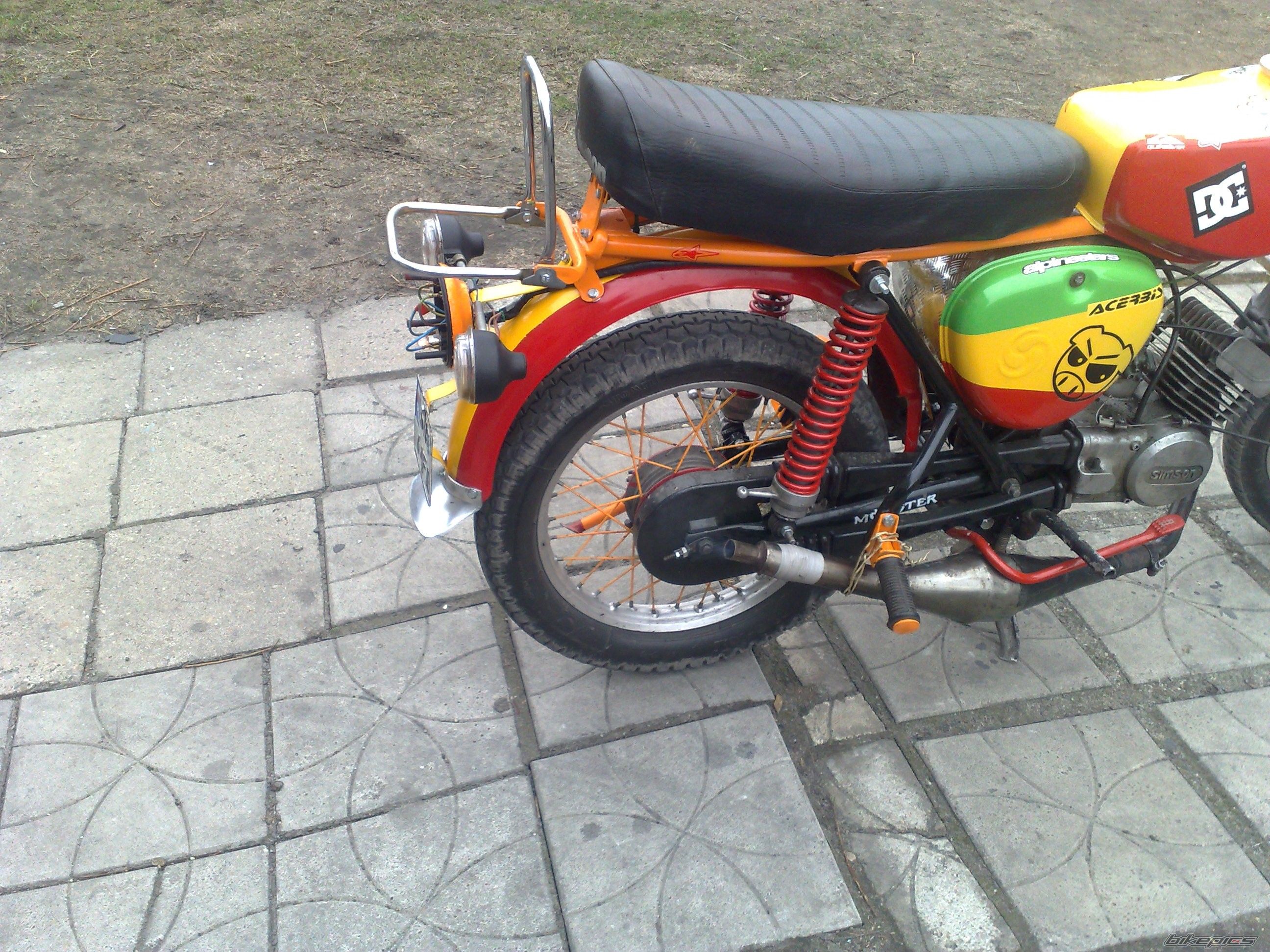 Photo 2375553