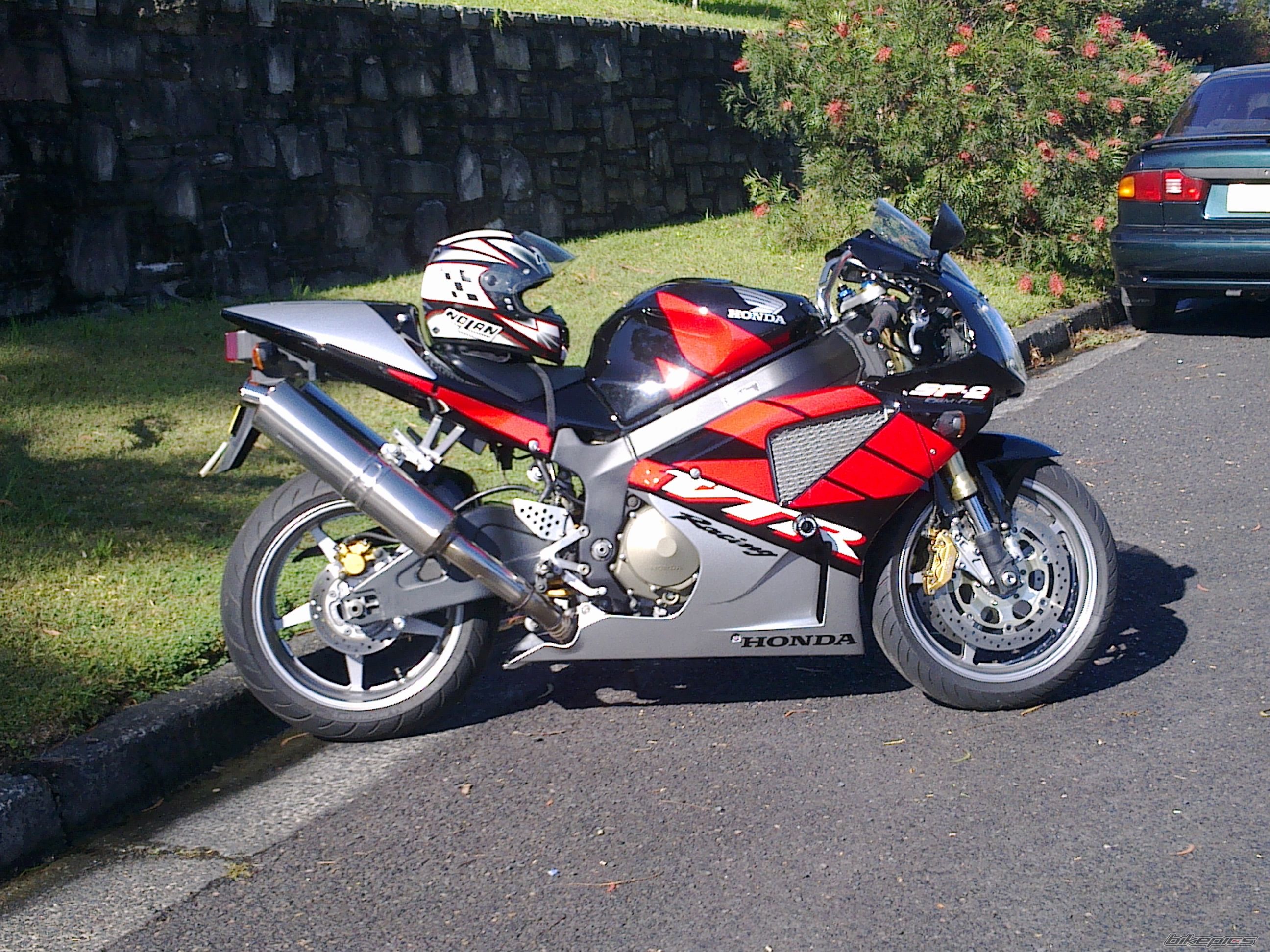 Photo 2375631