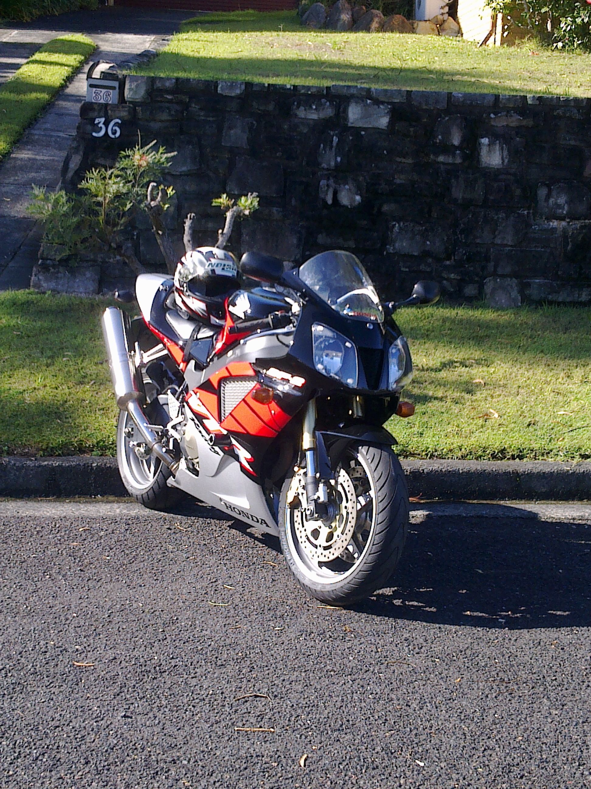 Photo 2375632