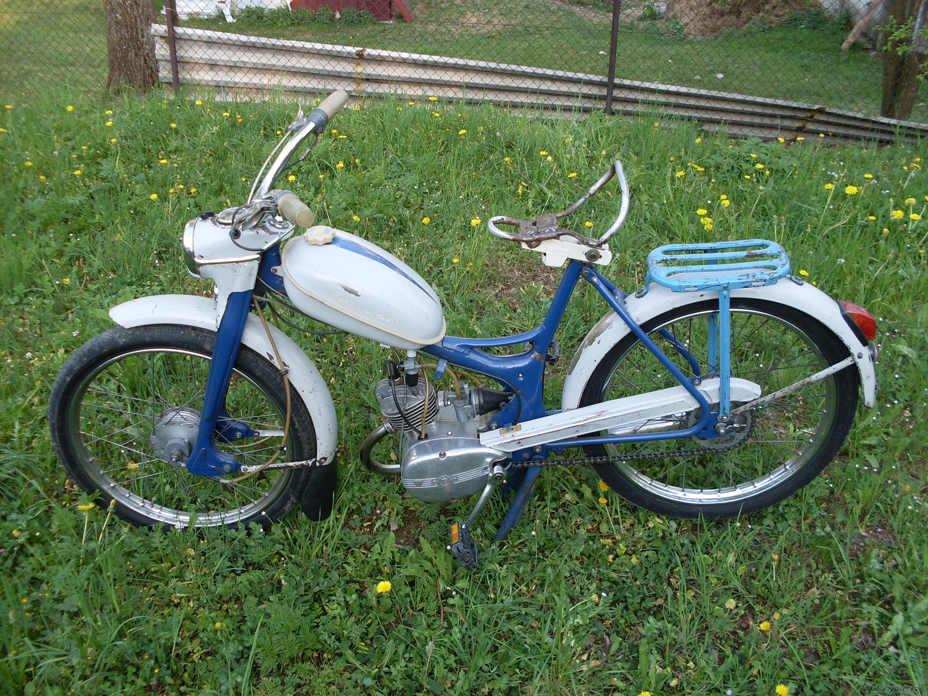 Photo 2375697