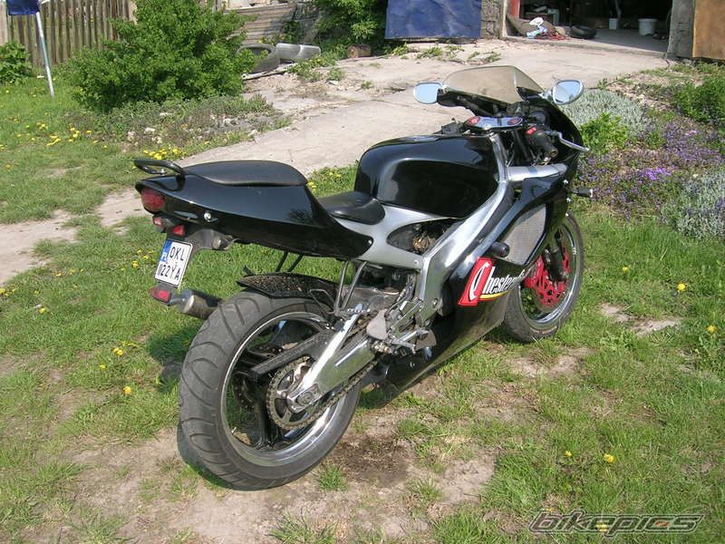 Photo 2375849