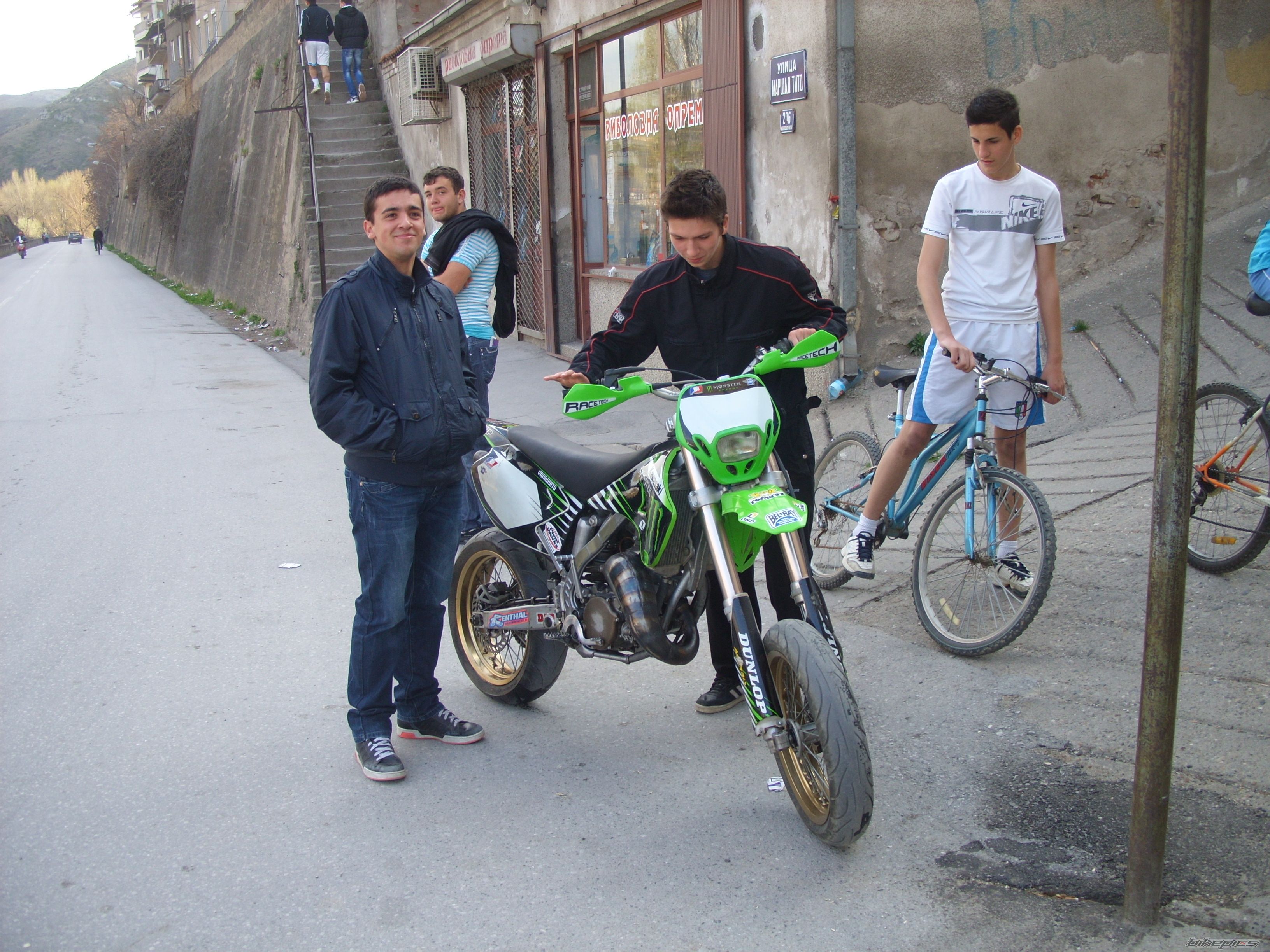 Photo 2375931