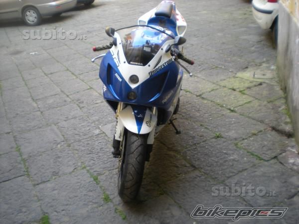Photo 2376173
