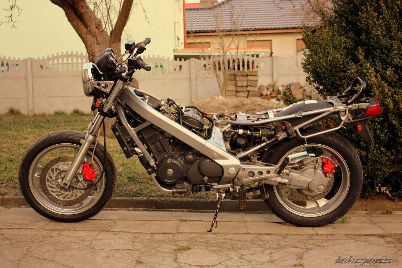 Photo 2376372