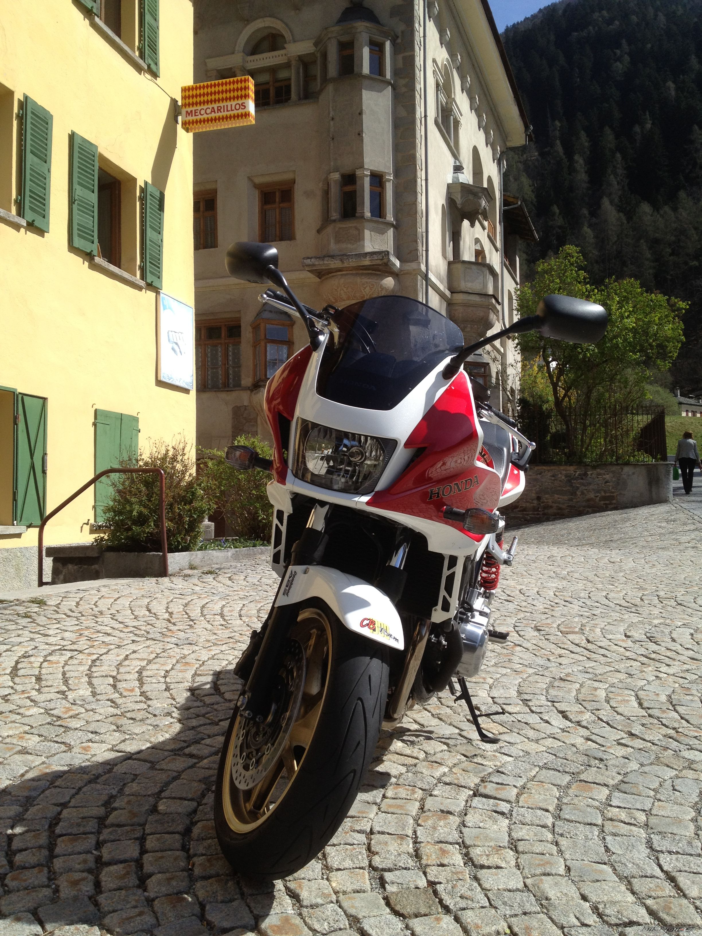 Photo 2376555