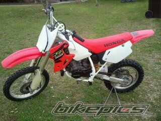 Photo 2377054