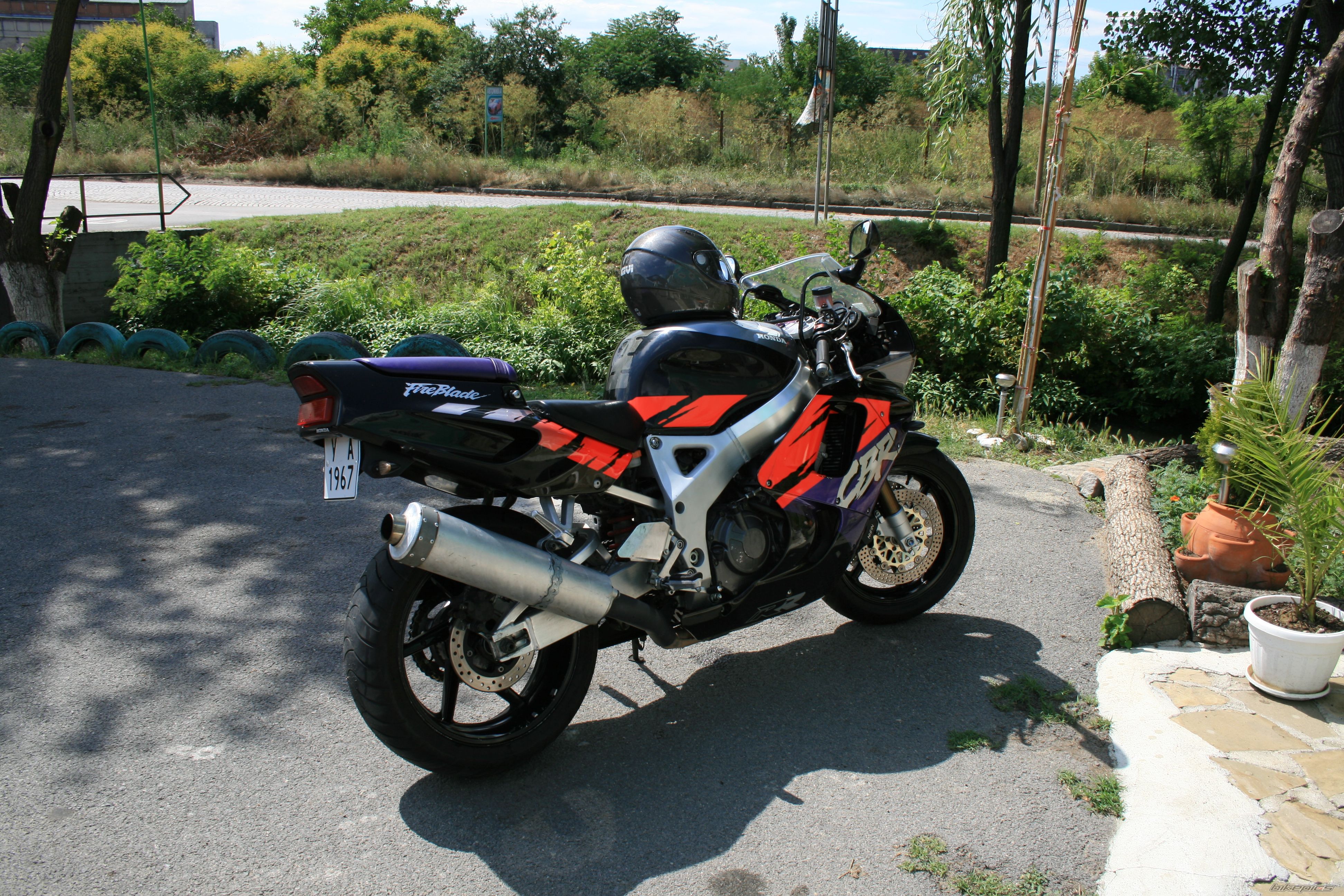 Photo 2377171