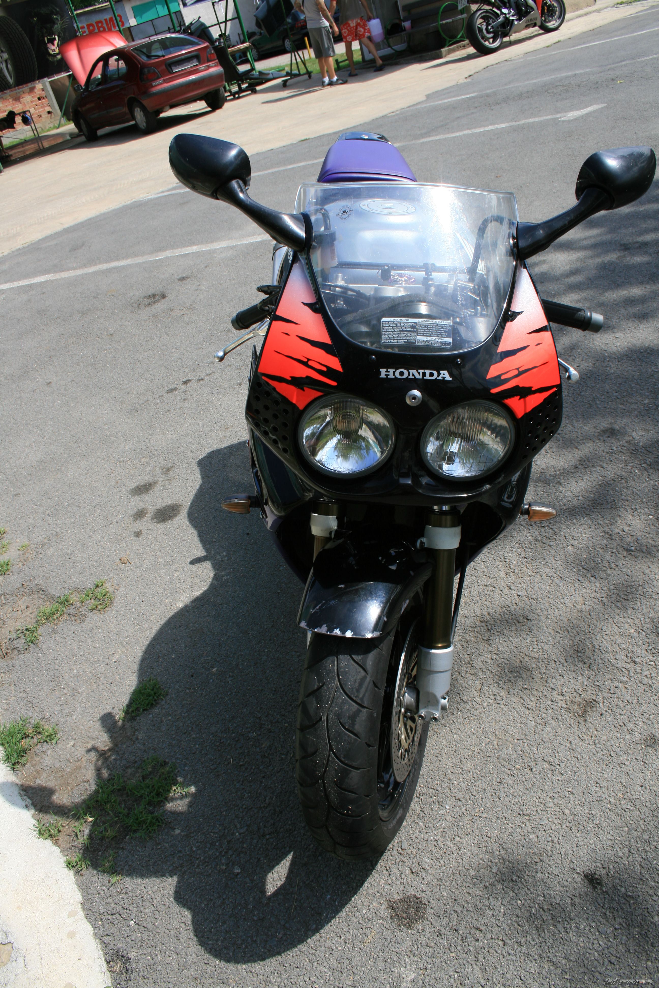 Photo 2377340