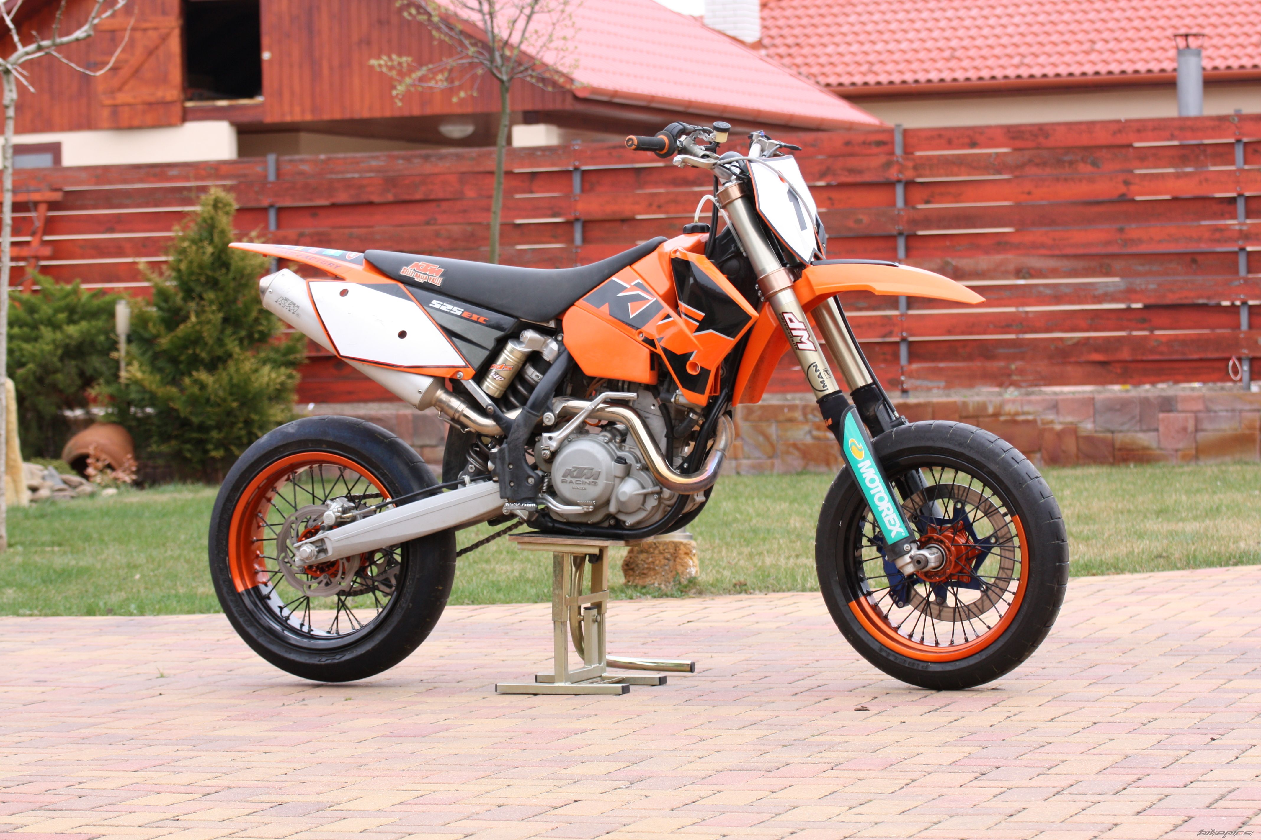 Bike Photo 2377401