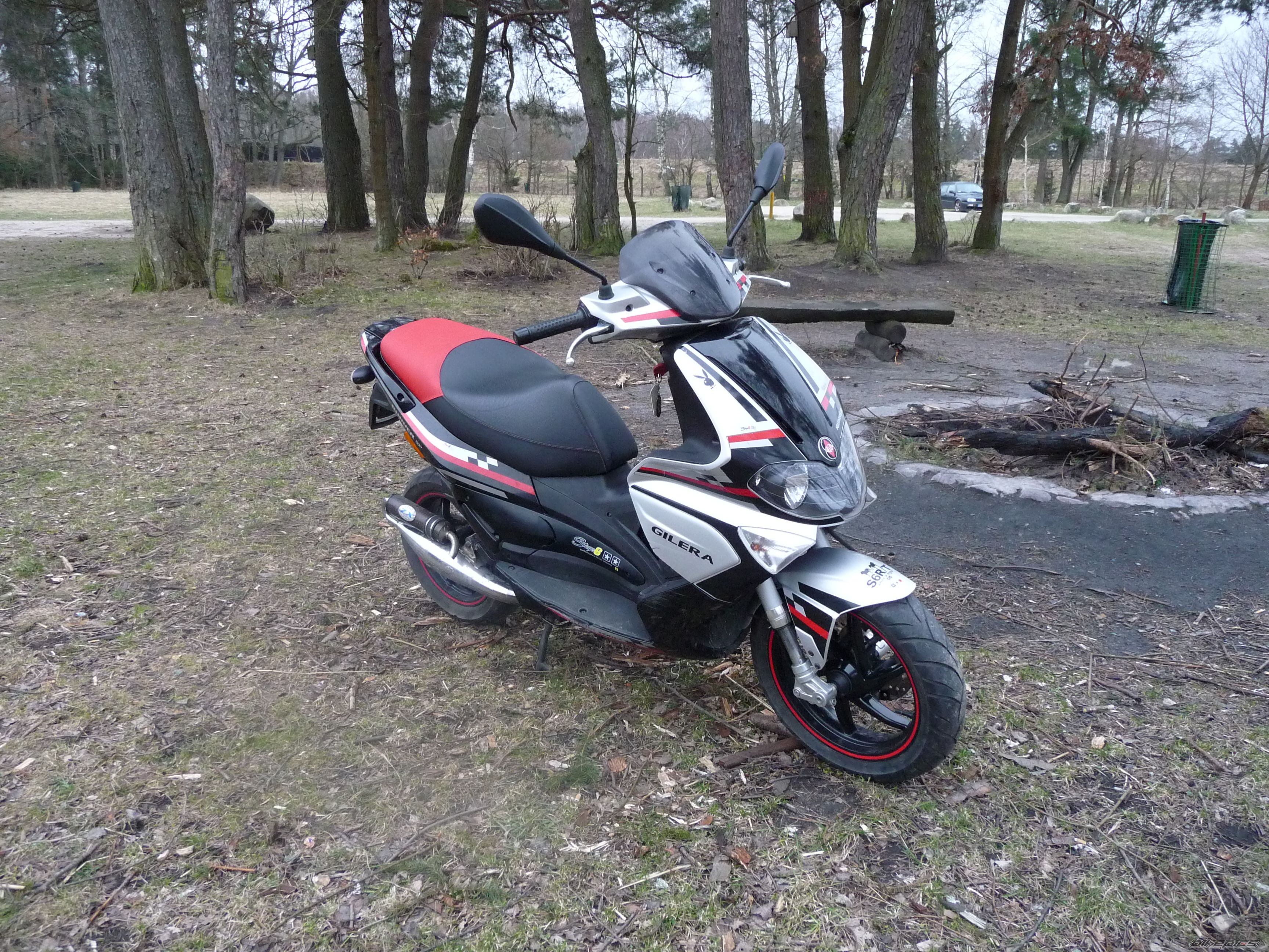 Photo 2377585