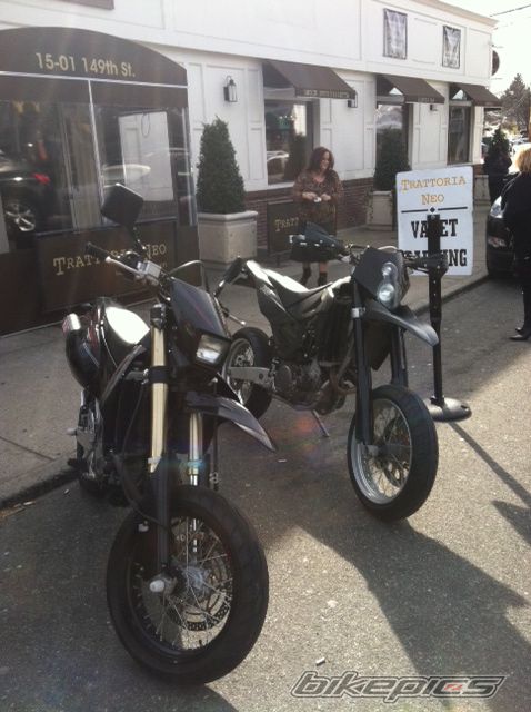 Photo 2377617