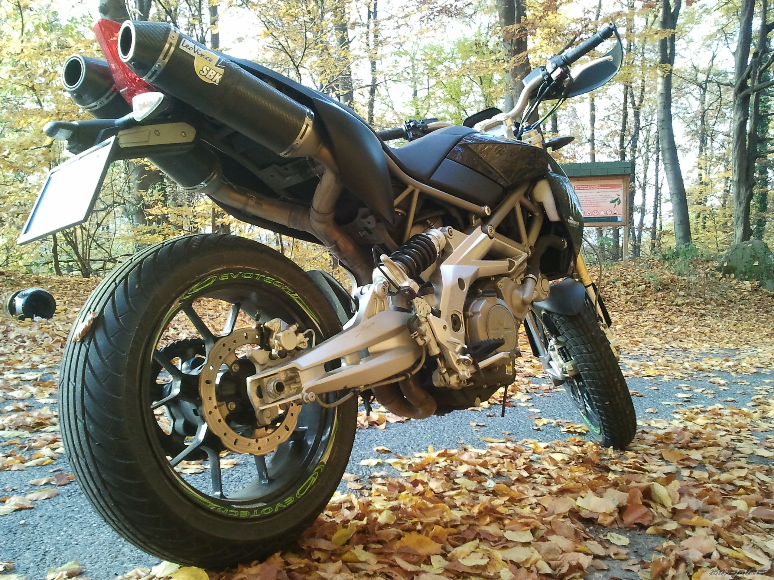 Photo 2377705