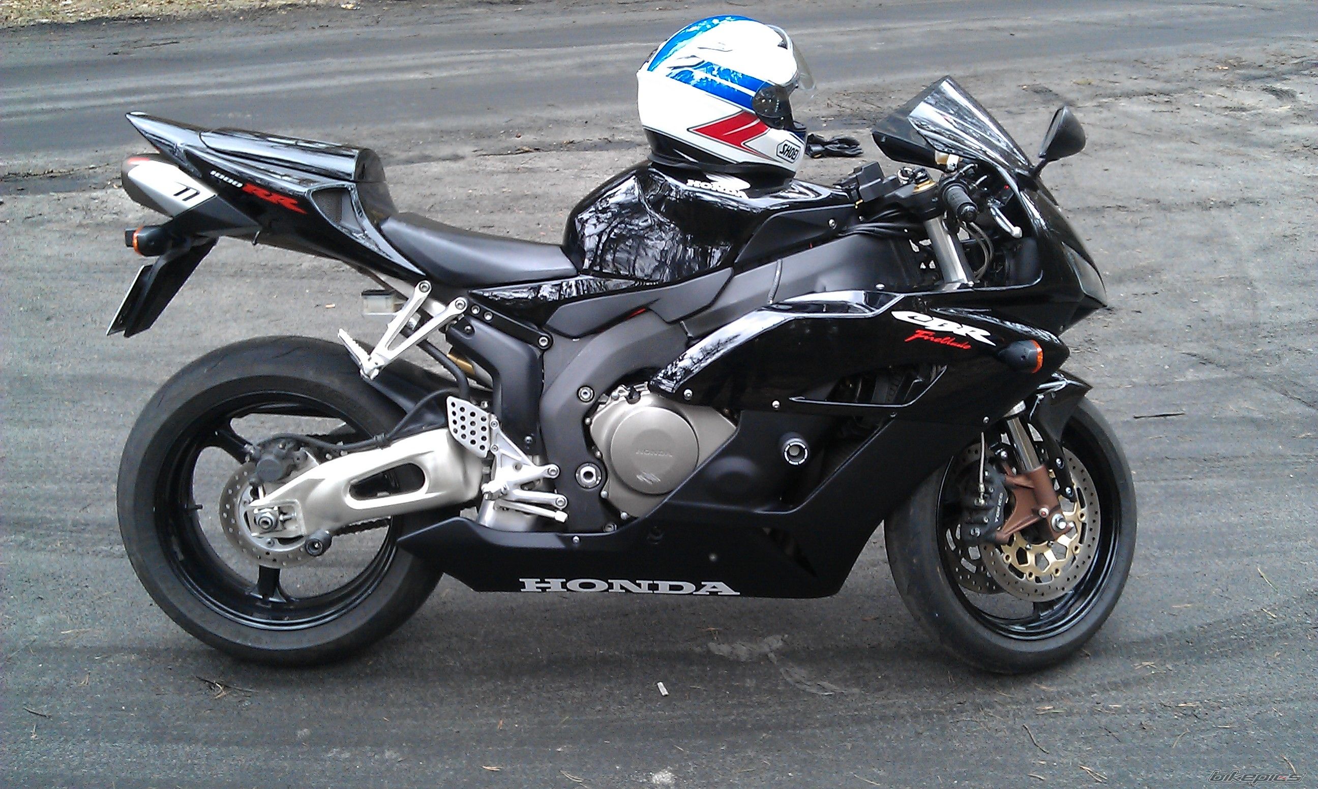 Photo 2377717