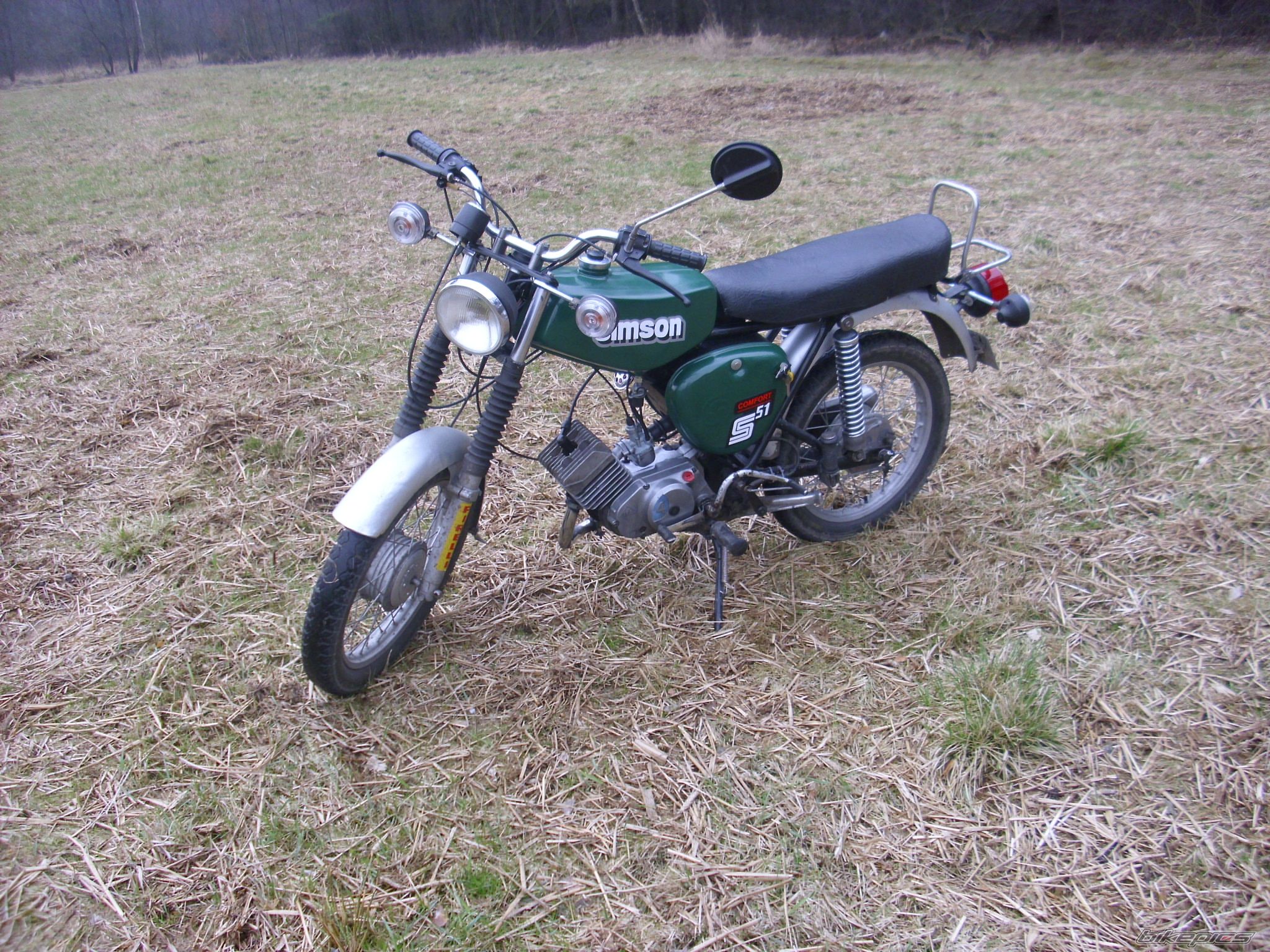 Photo 2377778